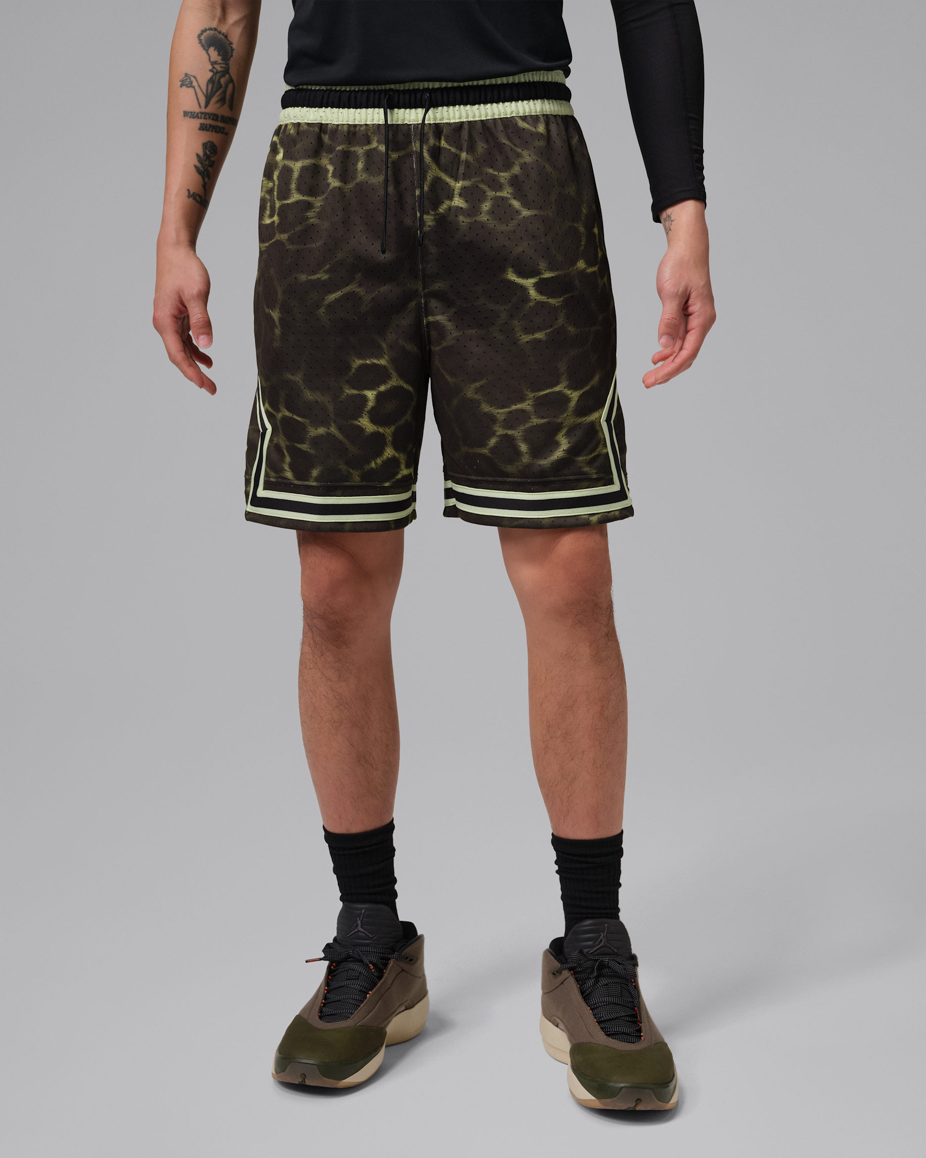 Jordan Sport Men's Dri-FIT Printed Diamond Shorts - Black/Luminous Green