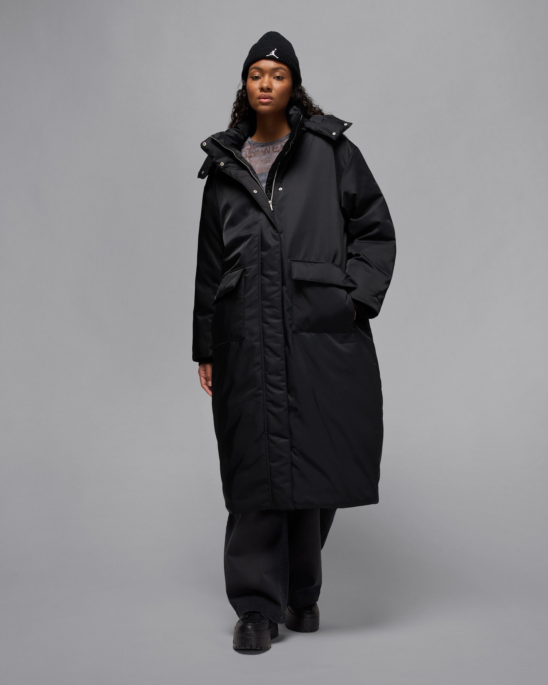 Jordan Flight Women's Therma-FIT Oversized Down Parka - Black/Black
