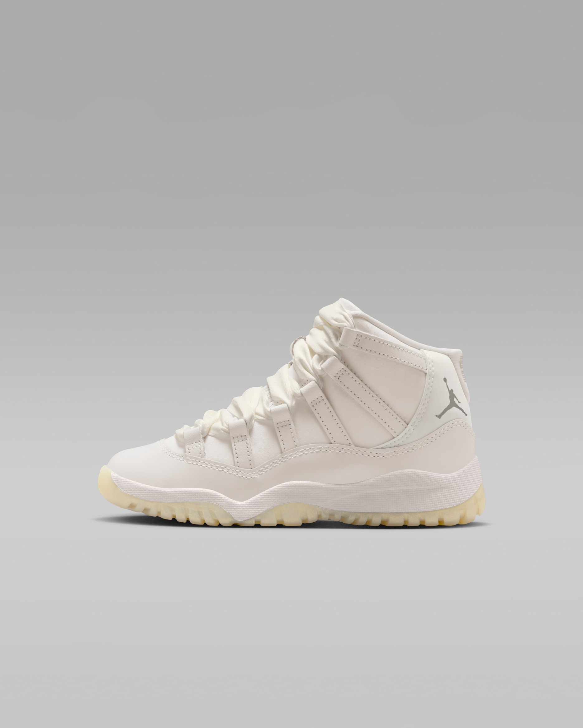 Jordan 11 Retro "Pearl" Little Kids' Shoes - Sail/White/Metallic Silver/Pearl Grey