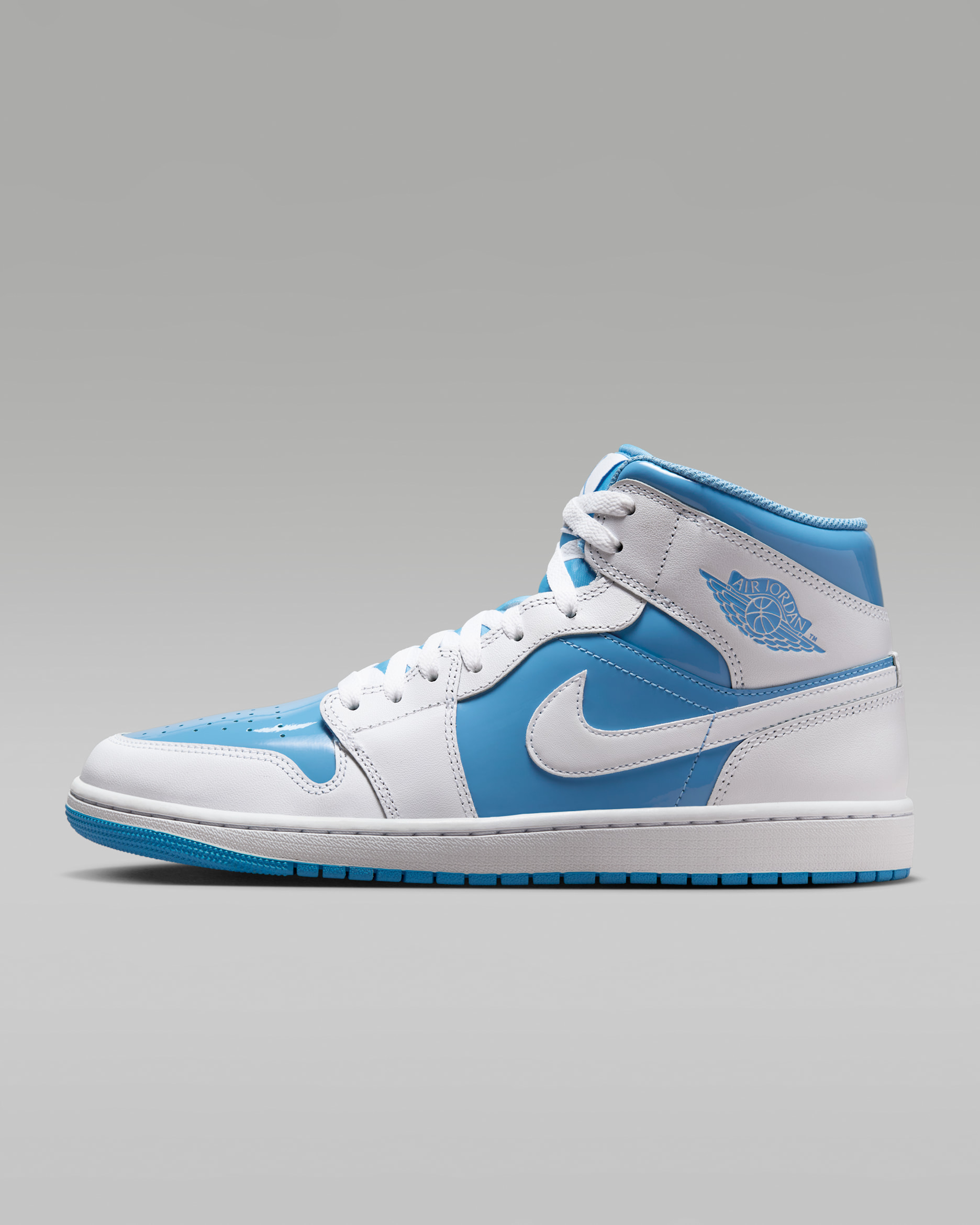 Air Jordan 1 Mid SE Men's Shoes - White/Legend Blue