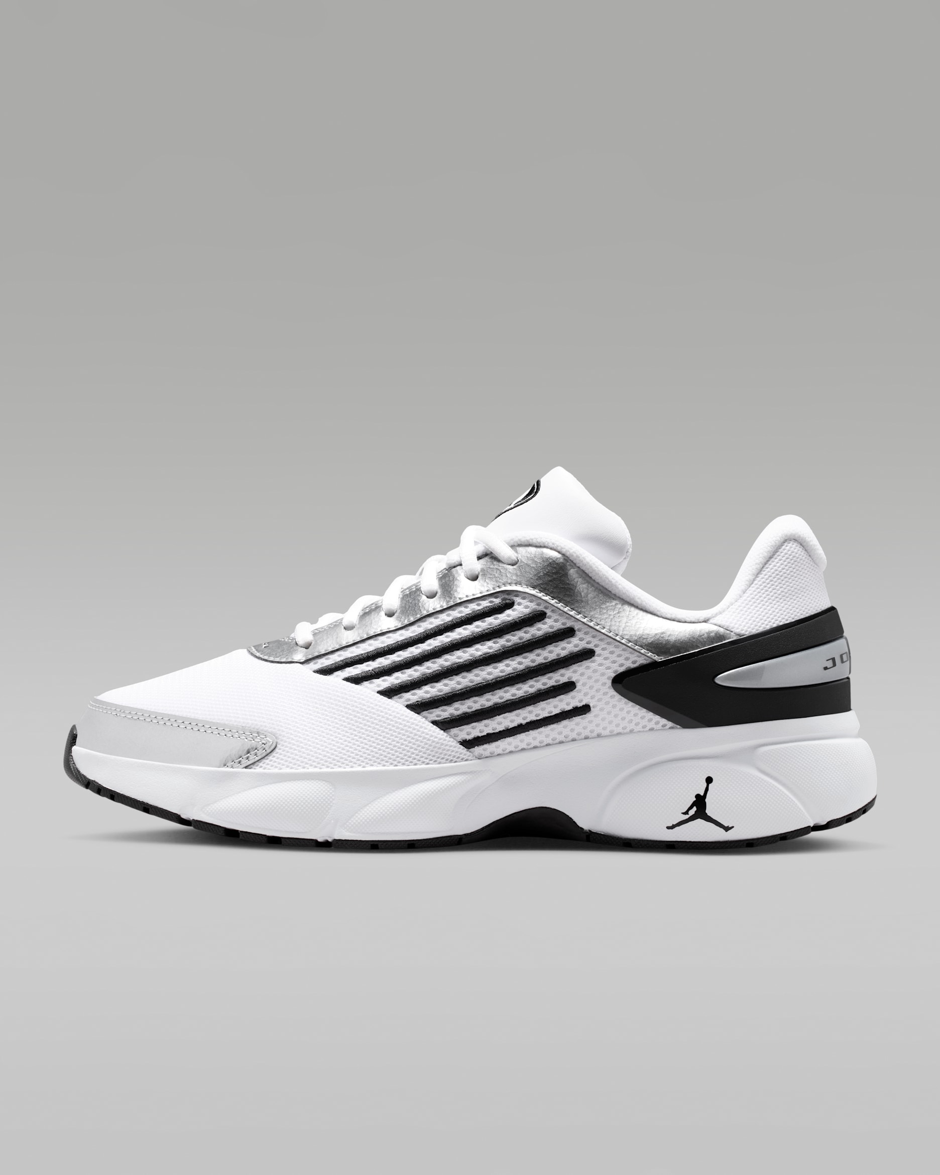 Jordan Trunner Flow Men's Shoes - White/Black/Metallic Silver/White