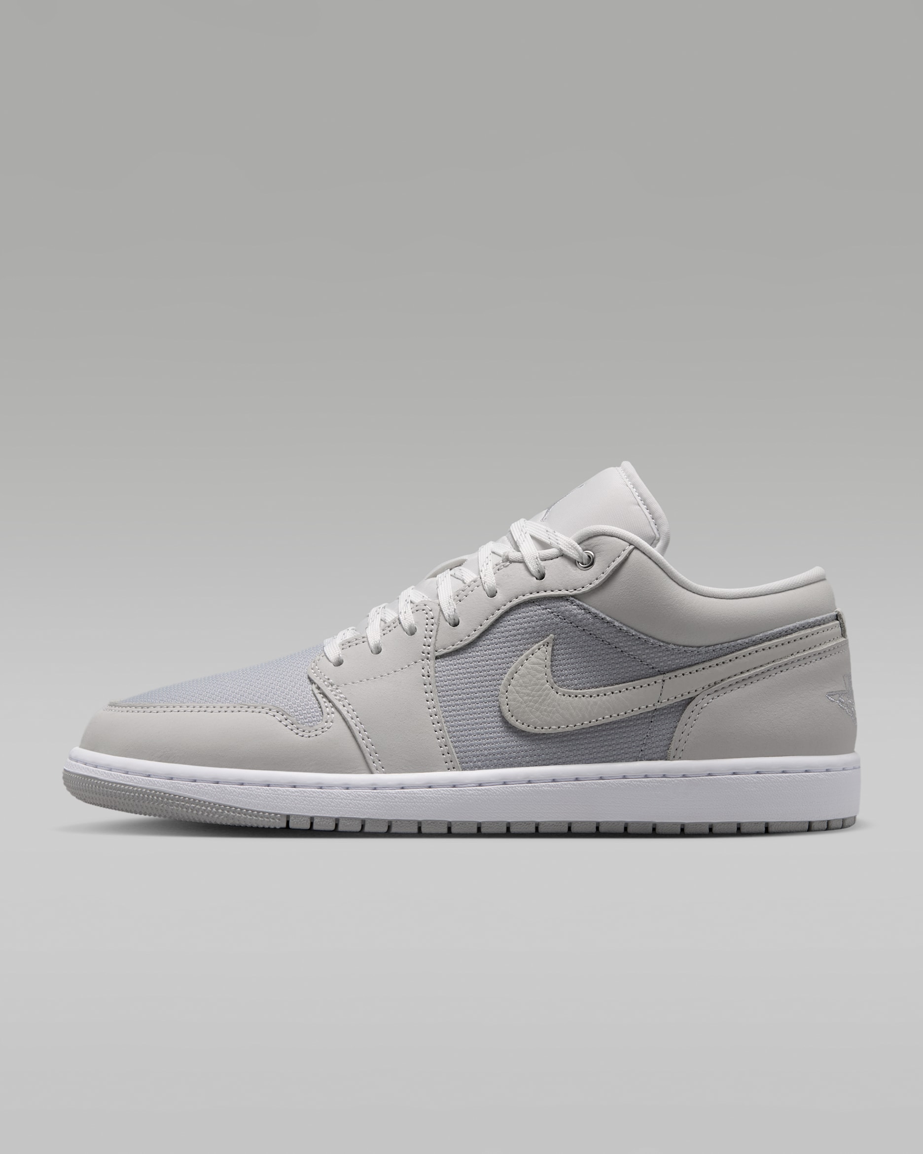 Chaussure Air Jordan 1 Low SE pour homme - Off White/Soft Pearl/Light Smoke Grey