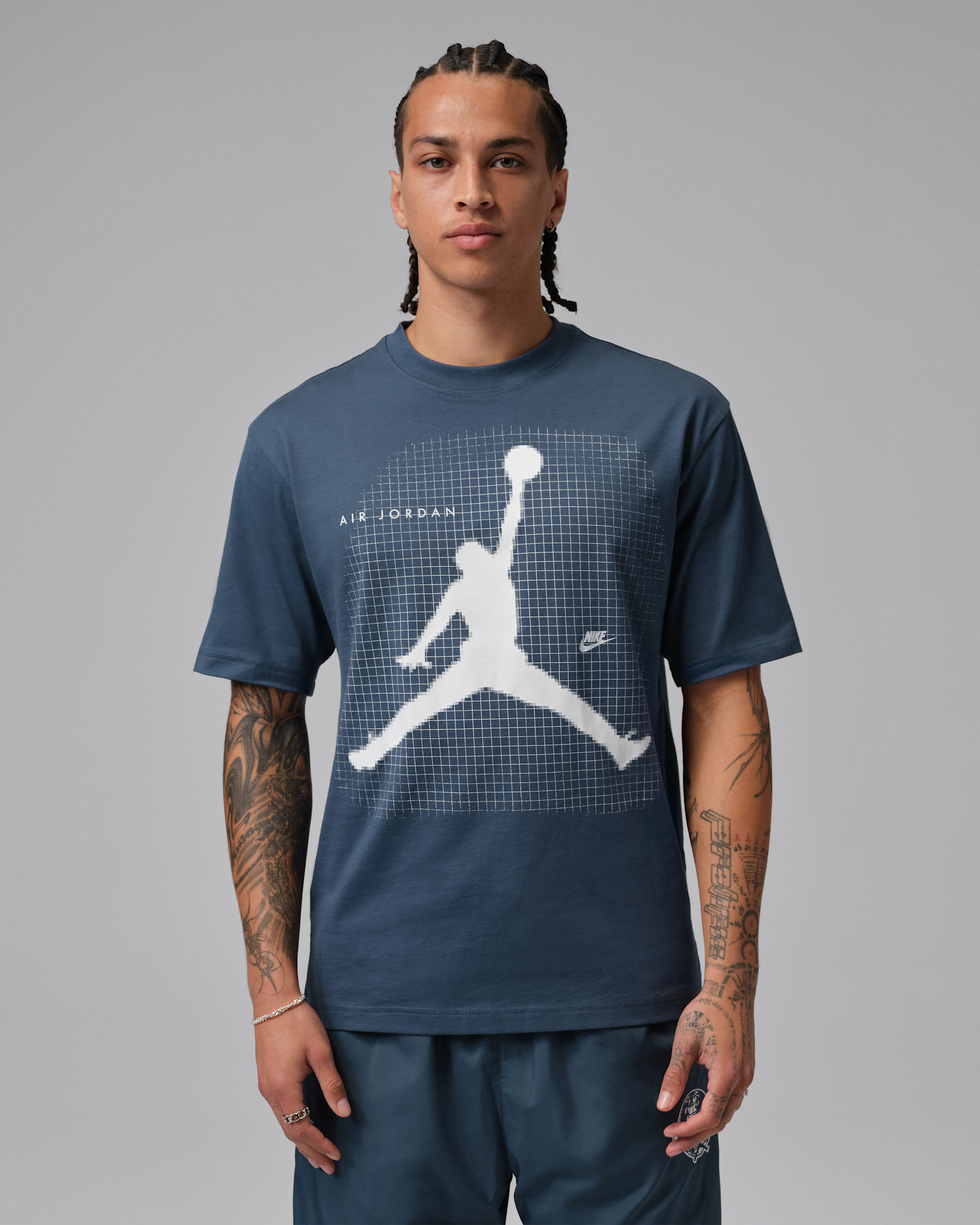 Jordan Men's Graphic T-Shirt - Squadron Blue/White