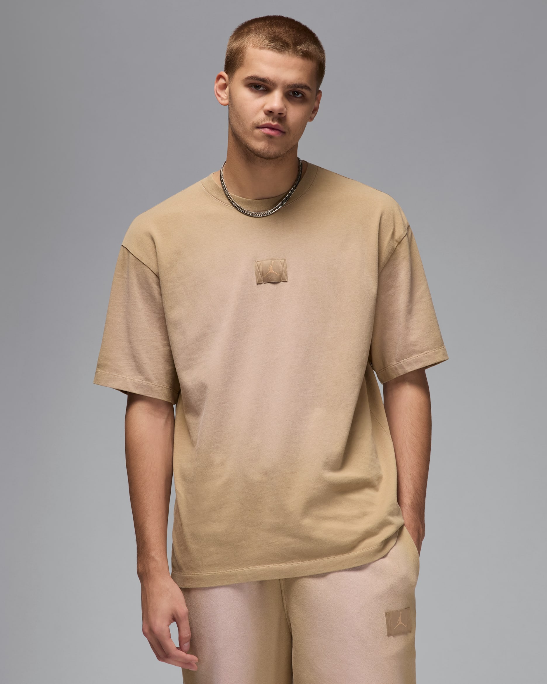 เสื้อยืดฟอกสีผู้ชาย Jordan Flight Essentials 85 - Desert Camo