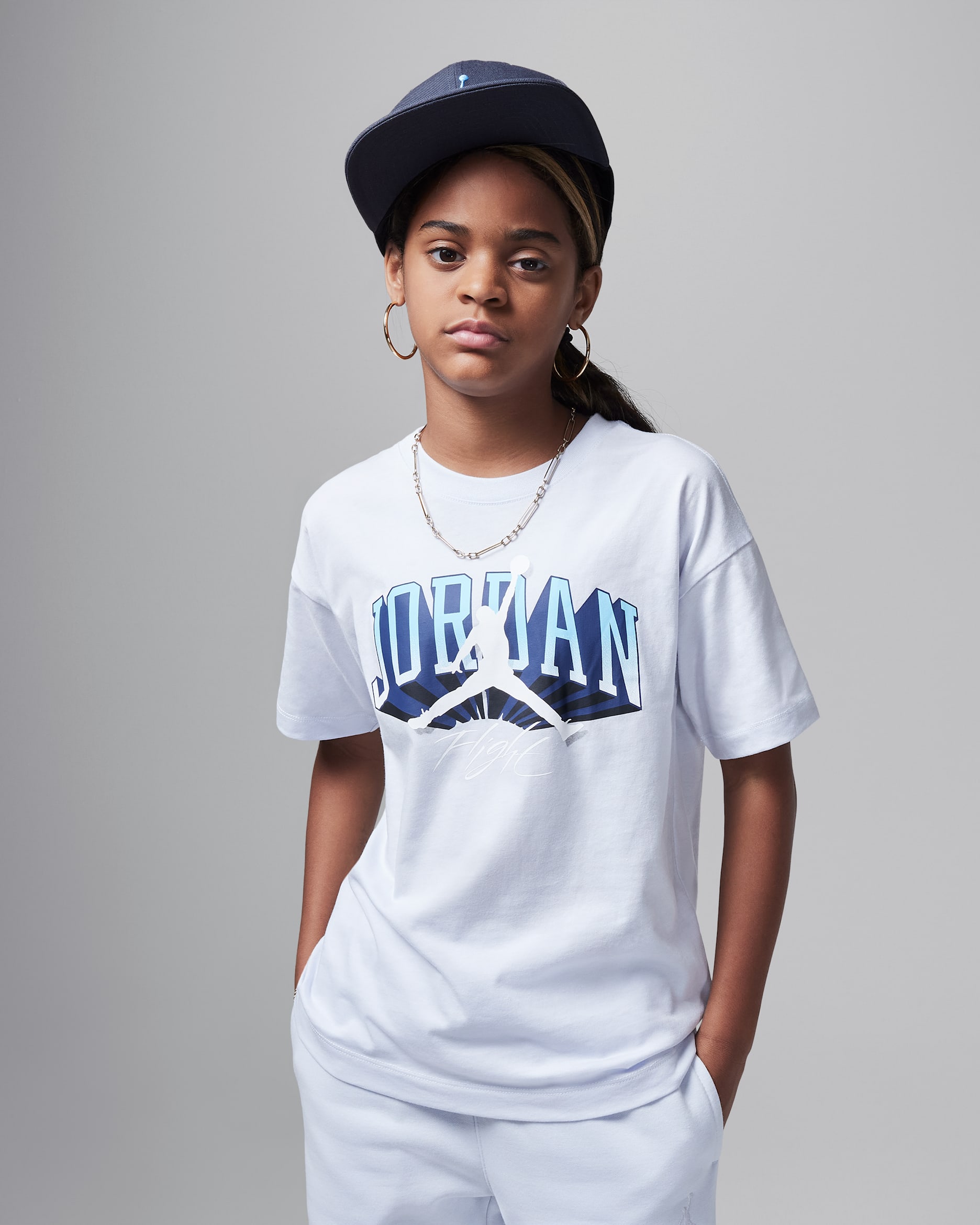 Playera con gráfico Push Through Jordan para niños talla grande - Gris fútbol