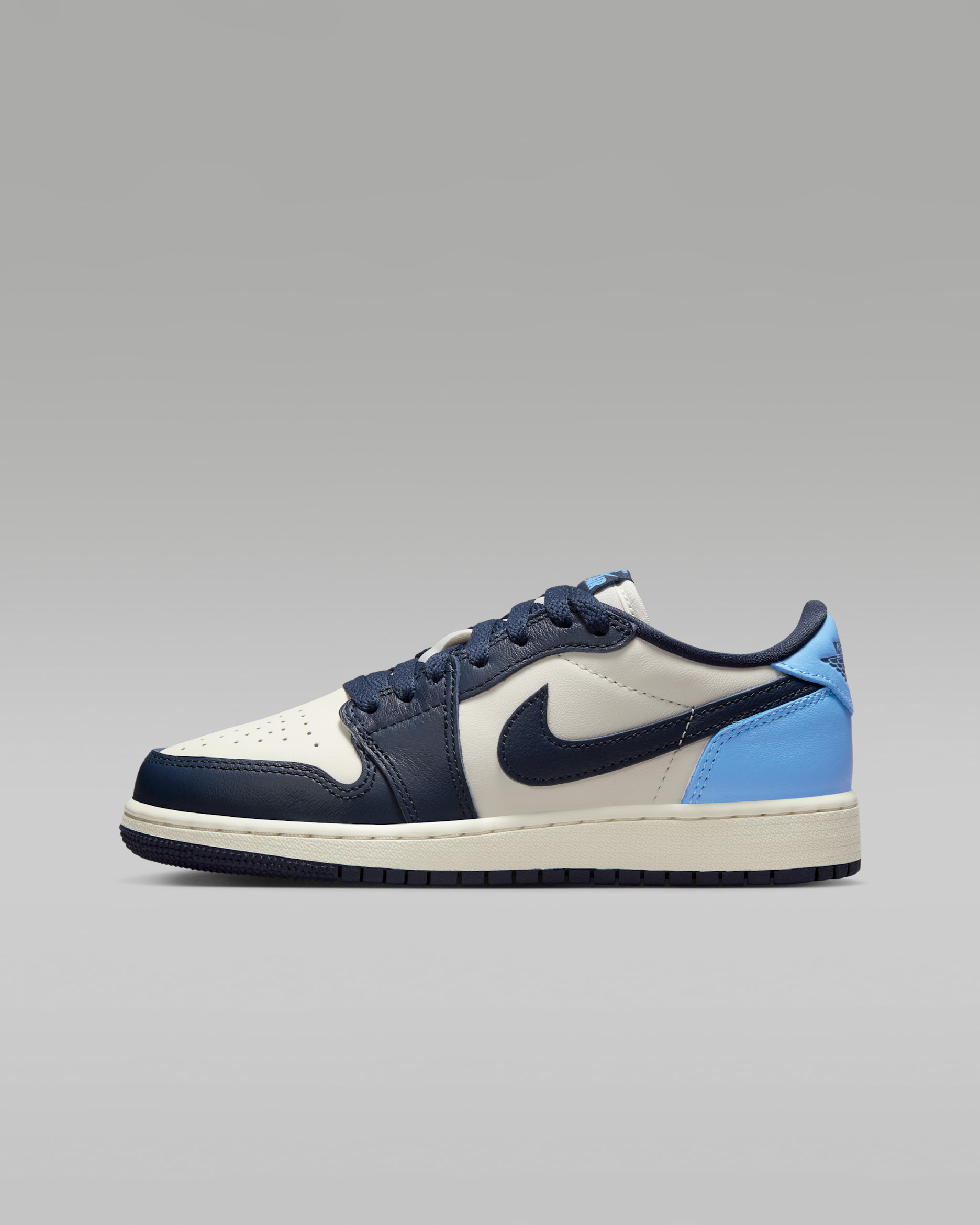Air Jordan 1 Low OG 'Obsidian' Older Kids' Shoes - Obsidian/Sail/University Blue