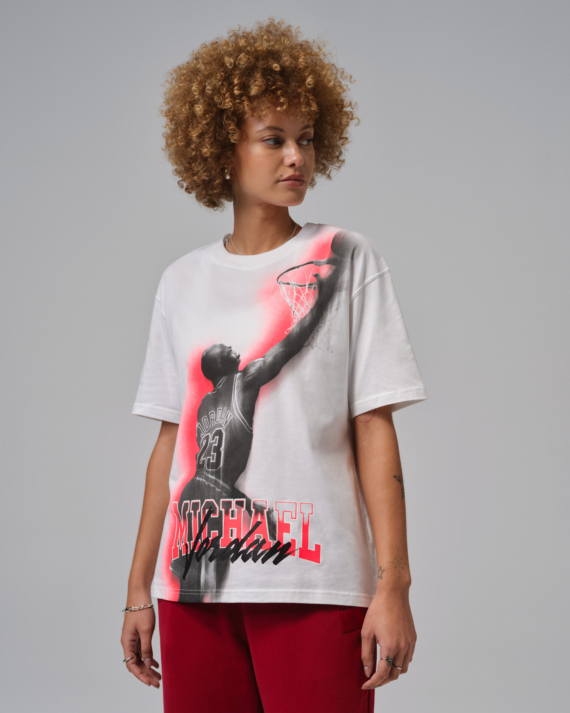 Jordan Sport Heritage Women's Dri-FIT Graphic T-Shirt - White/Infrared 23