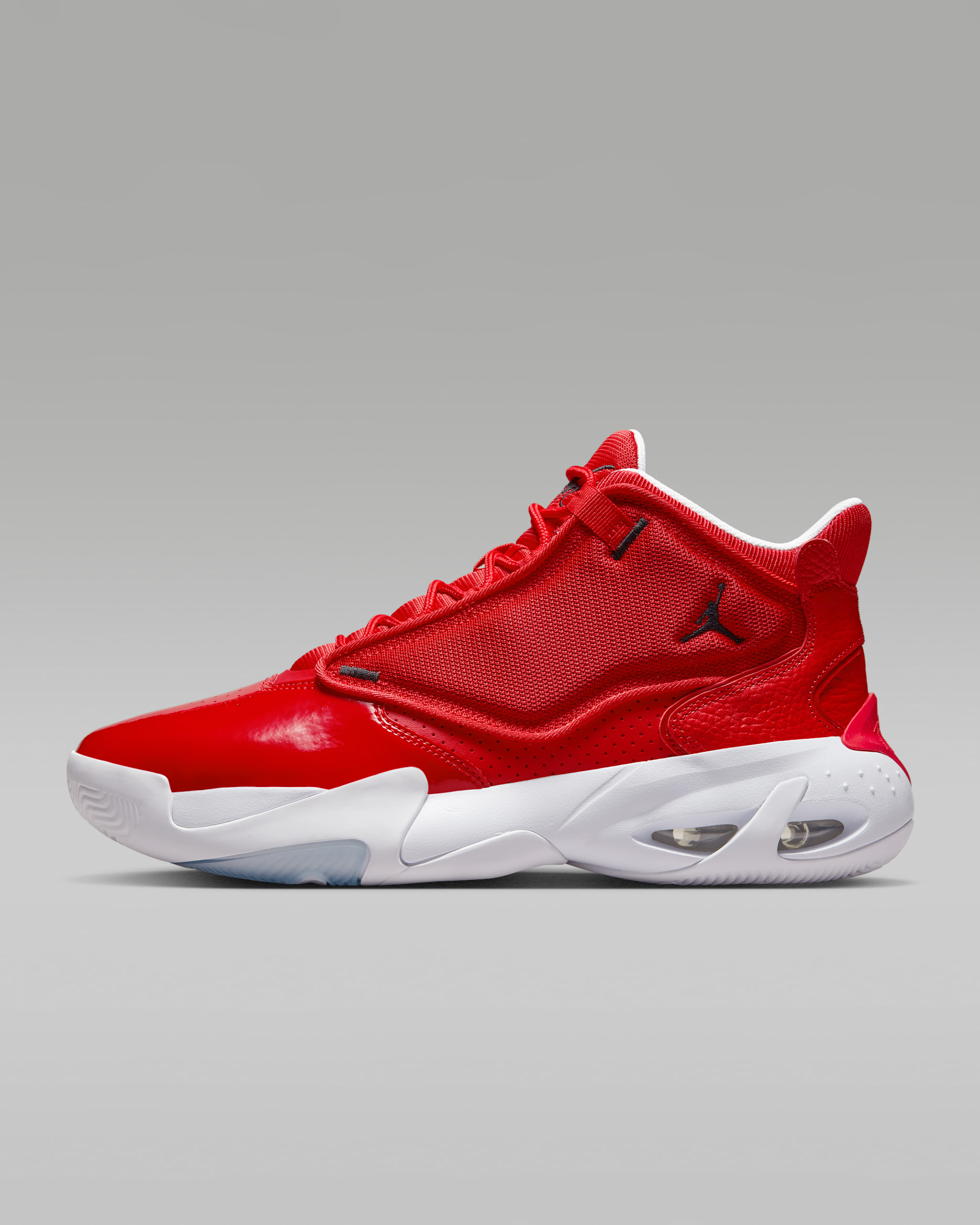 Jordan Max Aura 4 Herrenschuh - University Red/Weiß/Schwarz