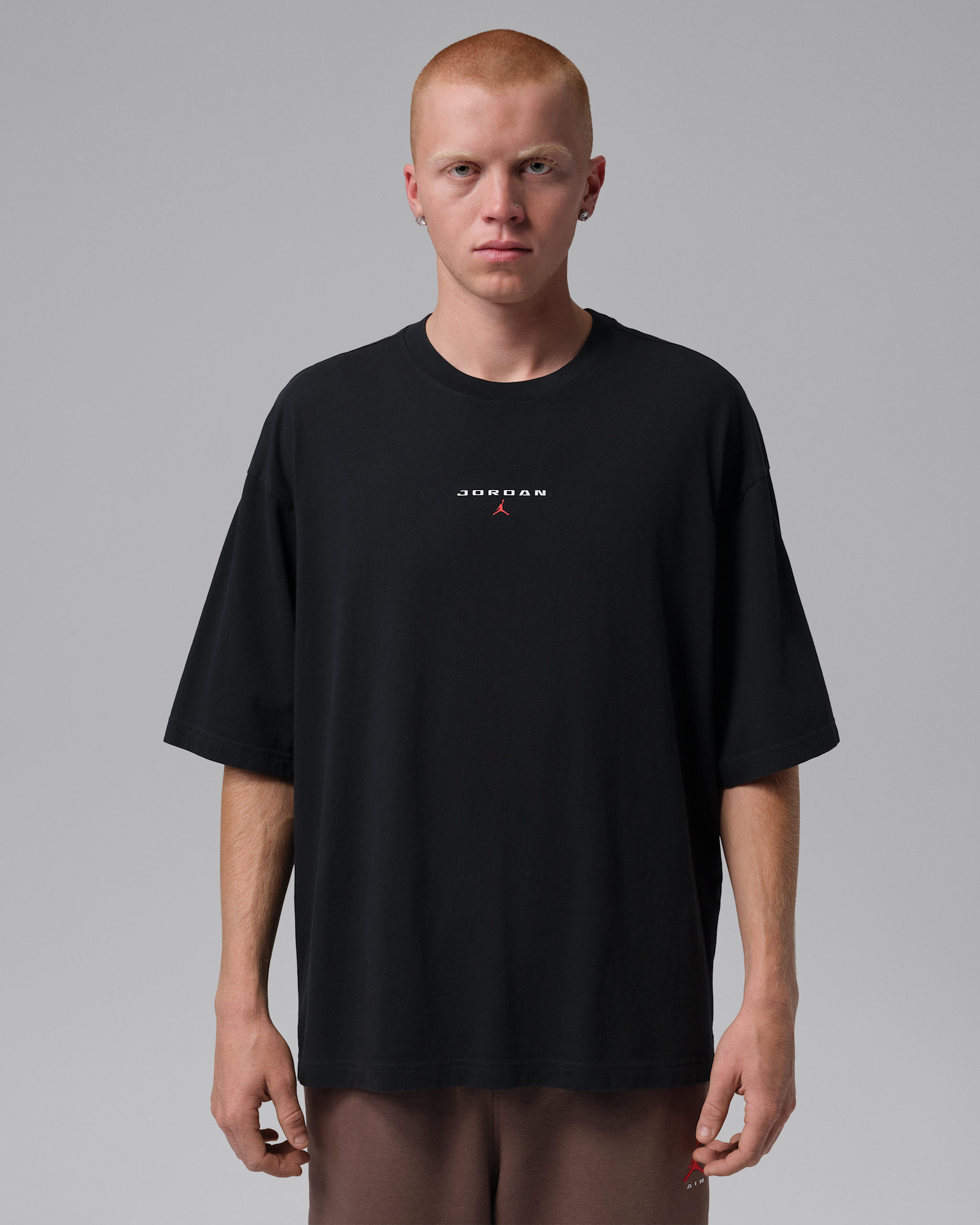 Jordan Flight Essentials Men's Oversized Patch T-Shirt - Black