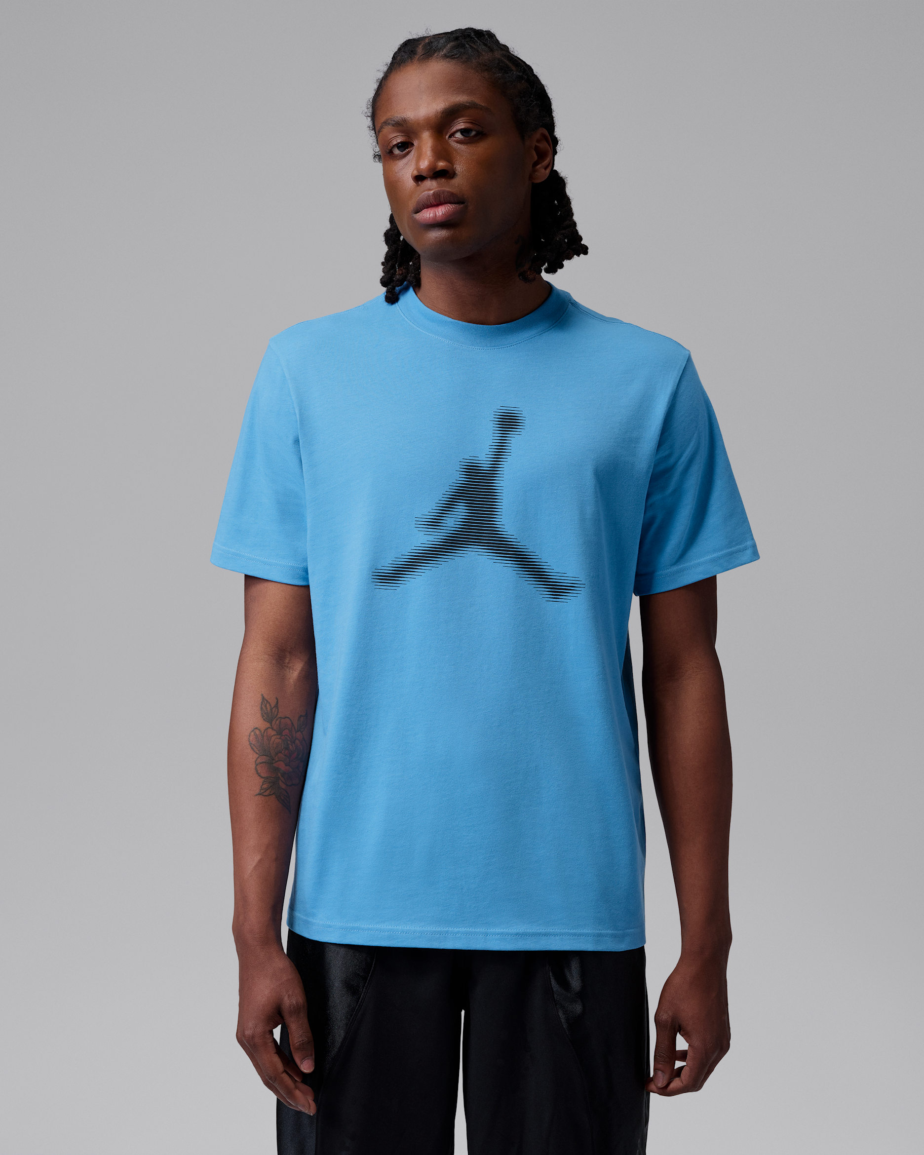 Jordan Sport Men's Dri-FIT Graphic T-Shirt - Blue Beyond/Black