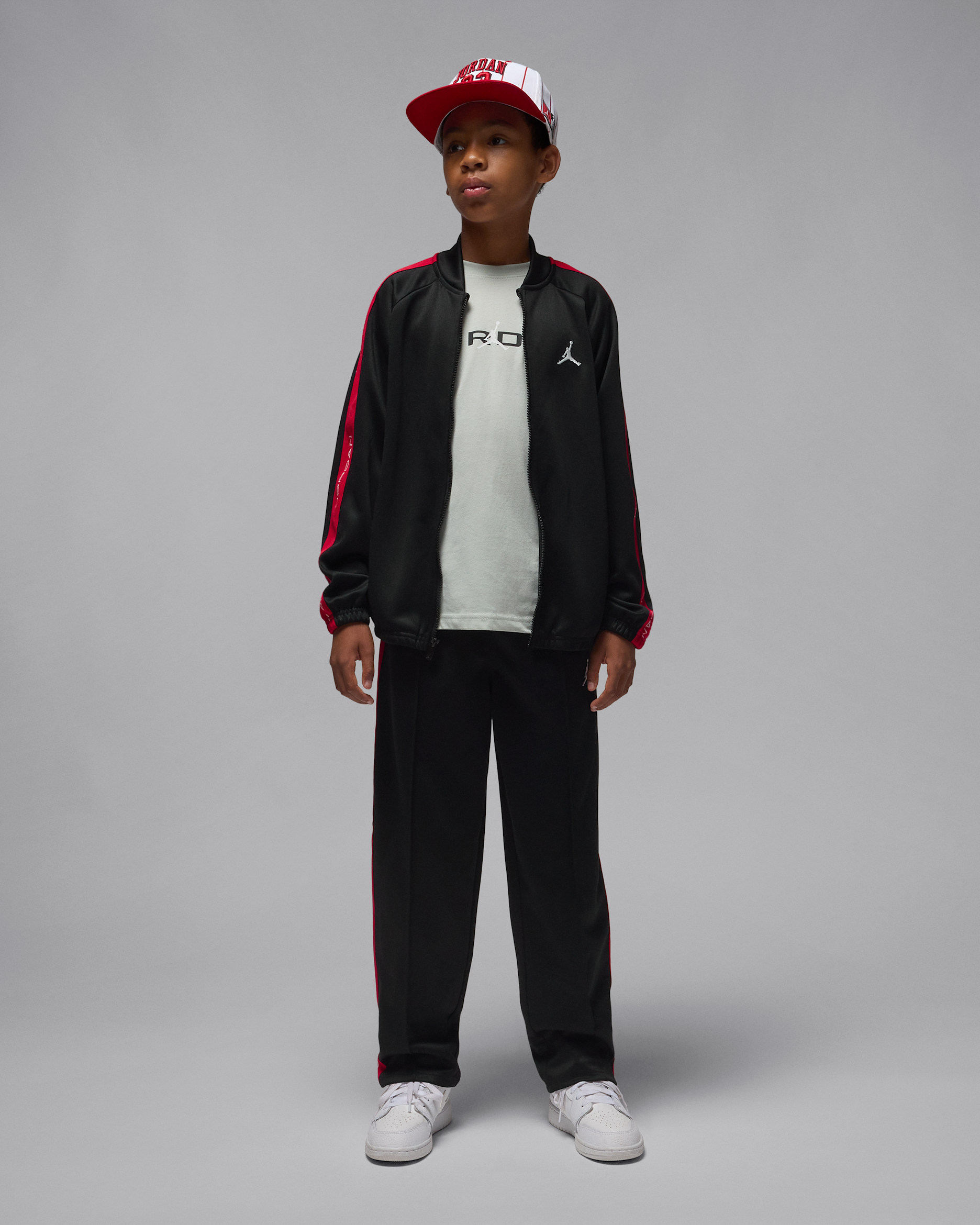 Jordan Essentials Older Kids' Tracksuit Jacket - Black