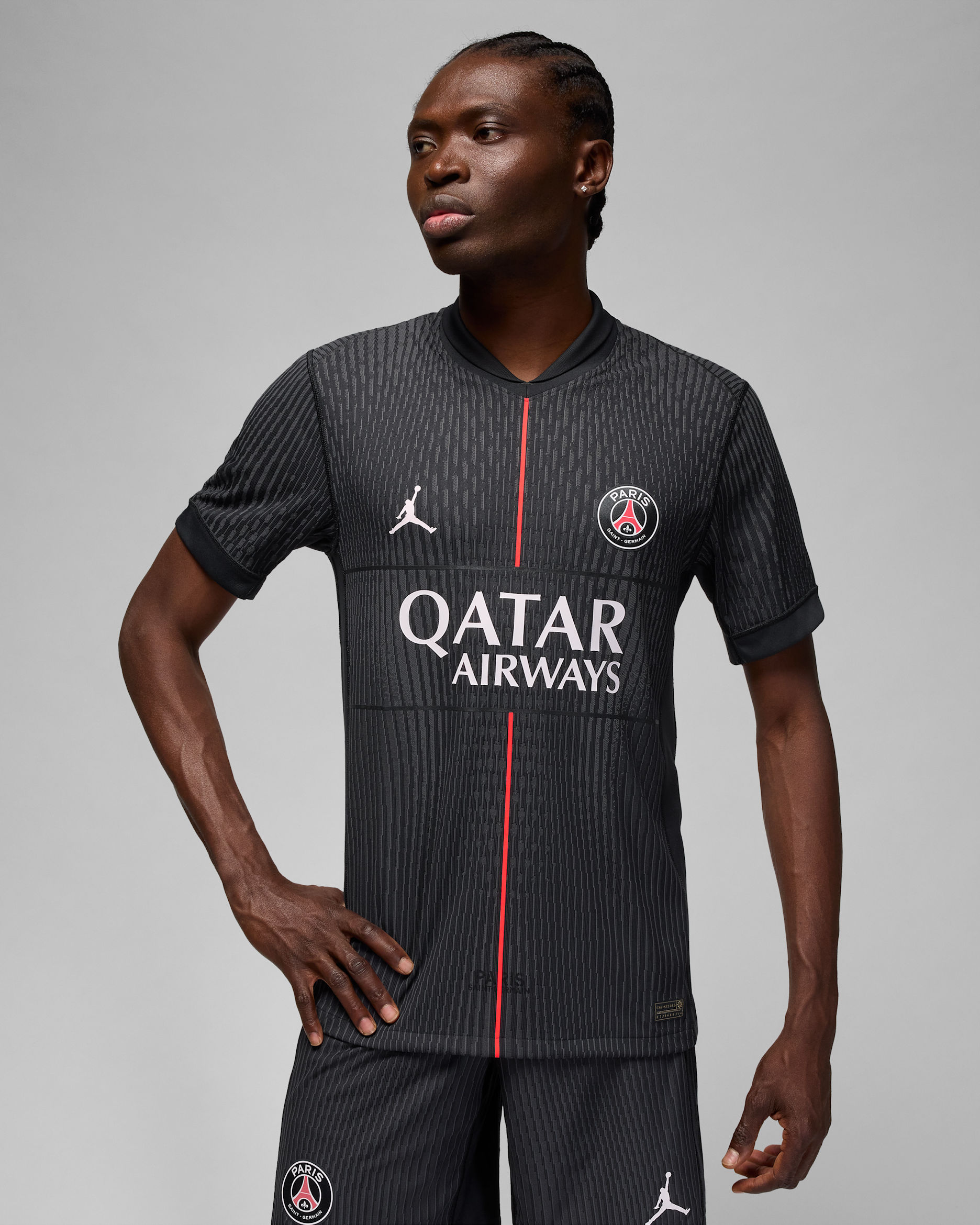 ジョーダン パリサンジェルマン サッカー Tシャツ ブラック レッド L 