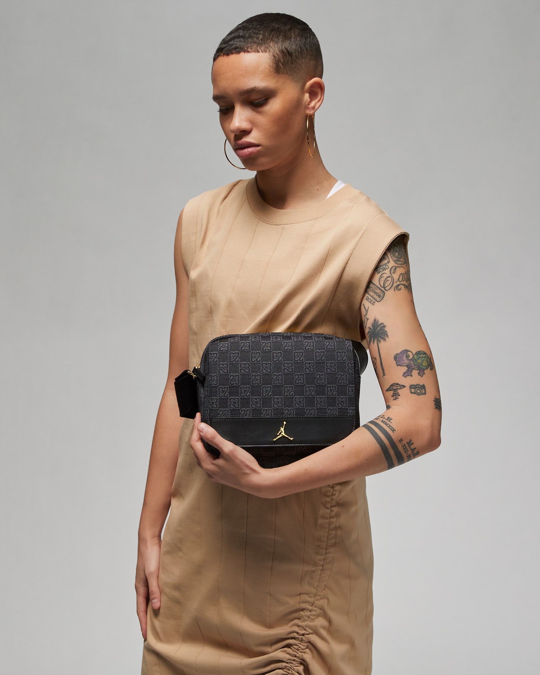 Jordan Monogram Mini Messenger Bag (3.6L) - Black