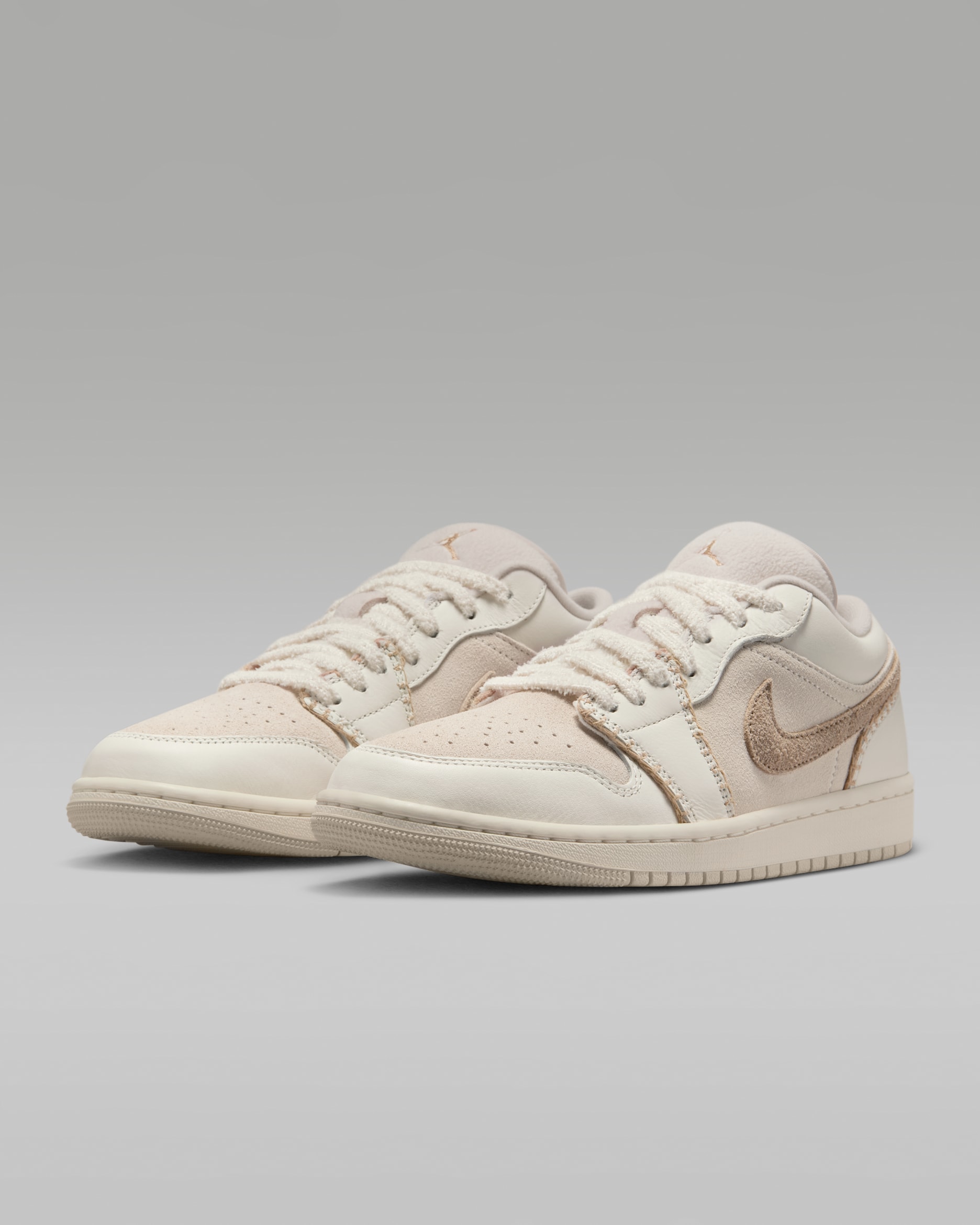 Chaussure Air Jordan 1 Low SE pour femme