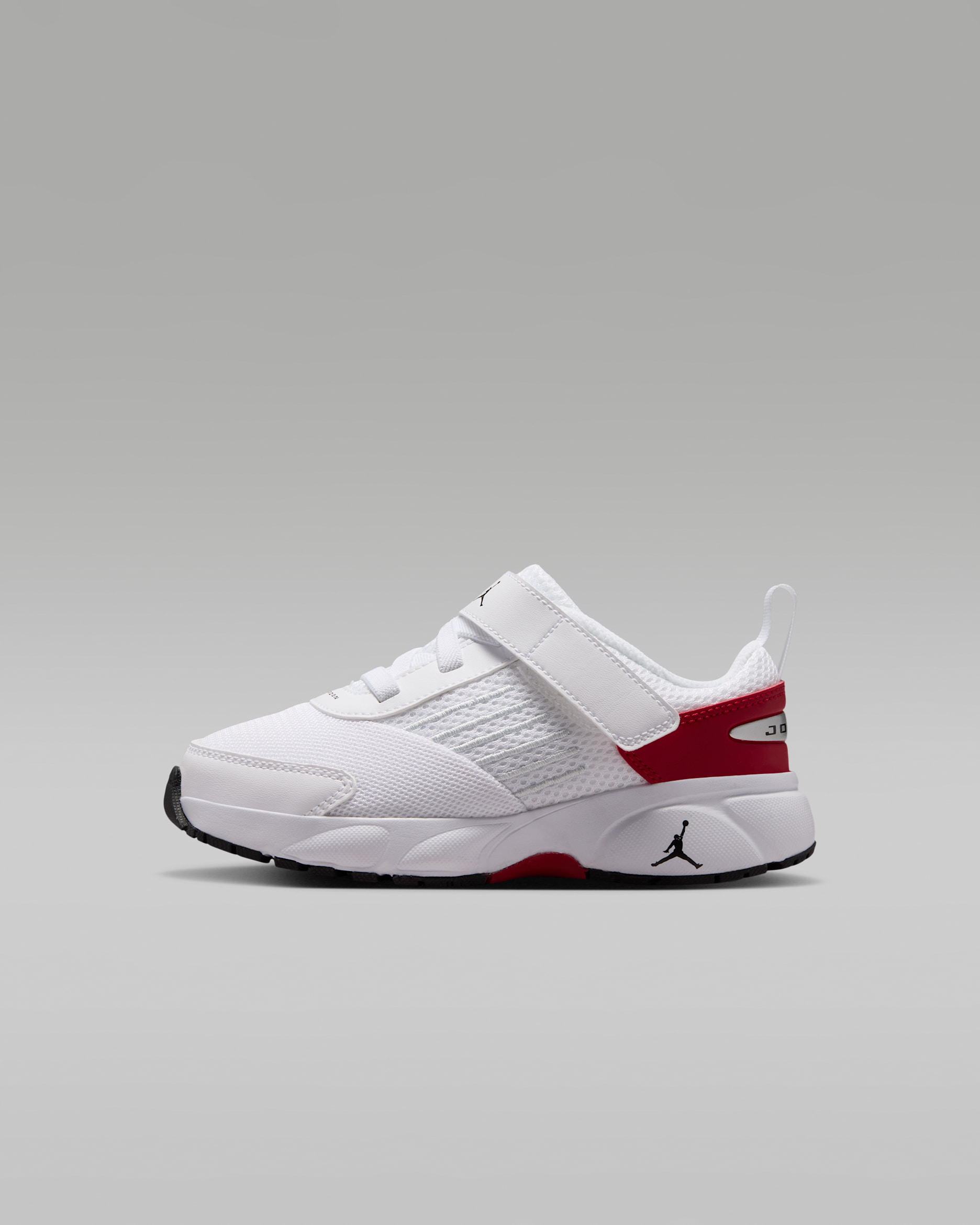Jordan Trunner Flow Little Kids' Shoes - White/Gym Red/Metallic Silver/Black