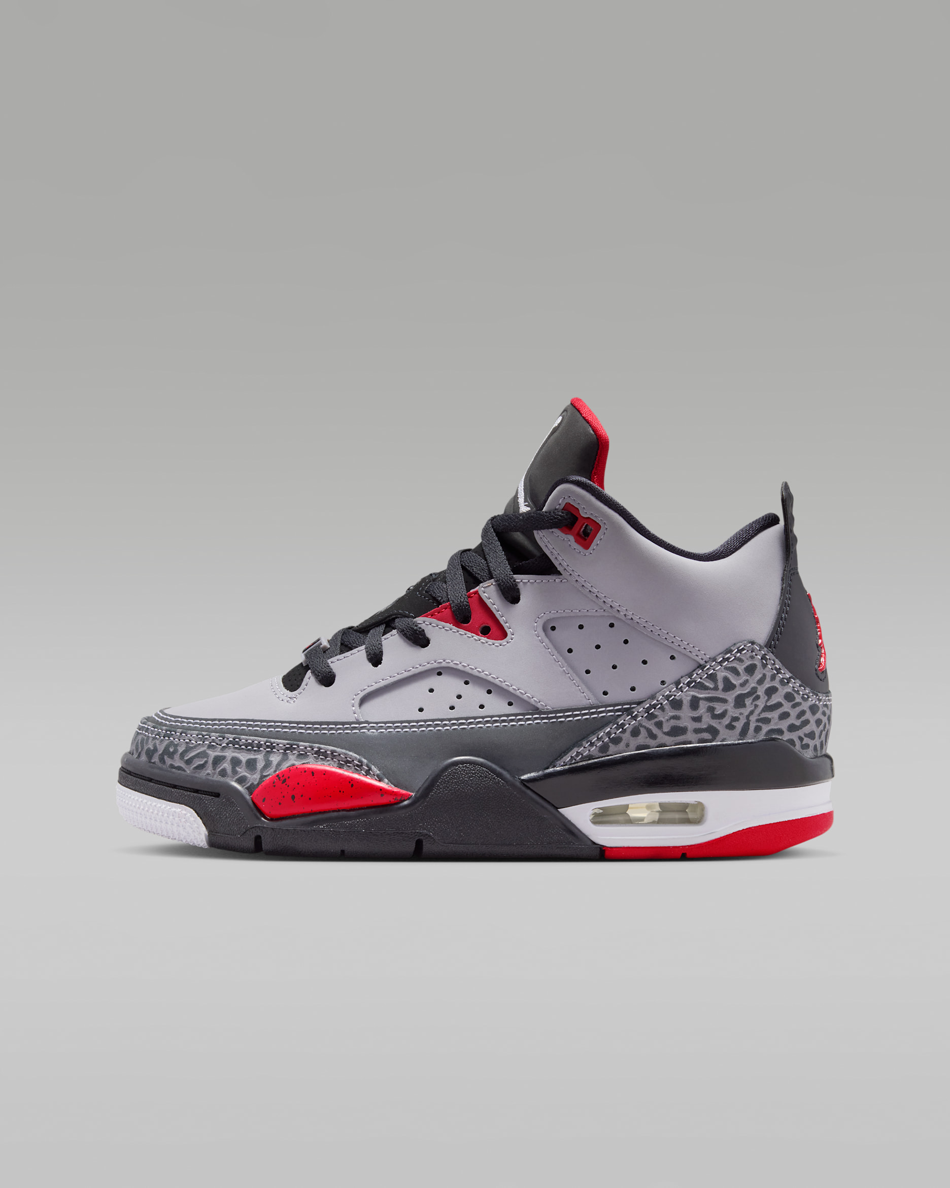 Jordan Son of Mars Low Older Kids' Sh - Cement Grey/Black/Fire Red/White