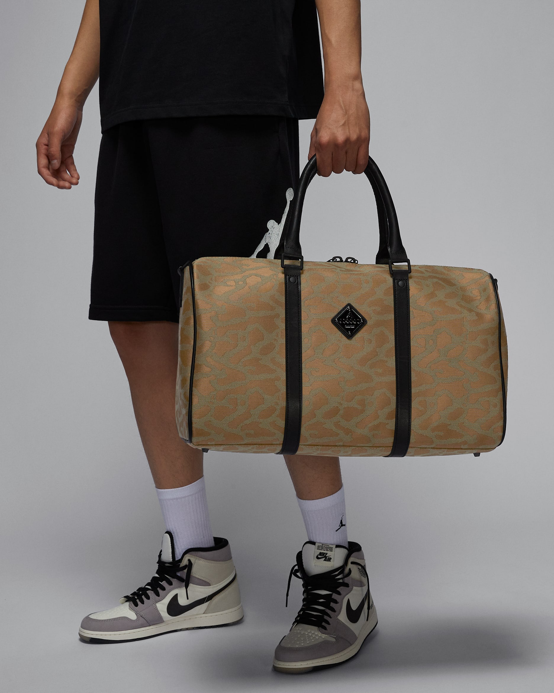 Jordan Icon Duffle Bag (25L) - Light Olive