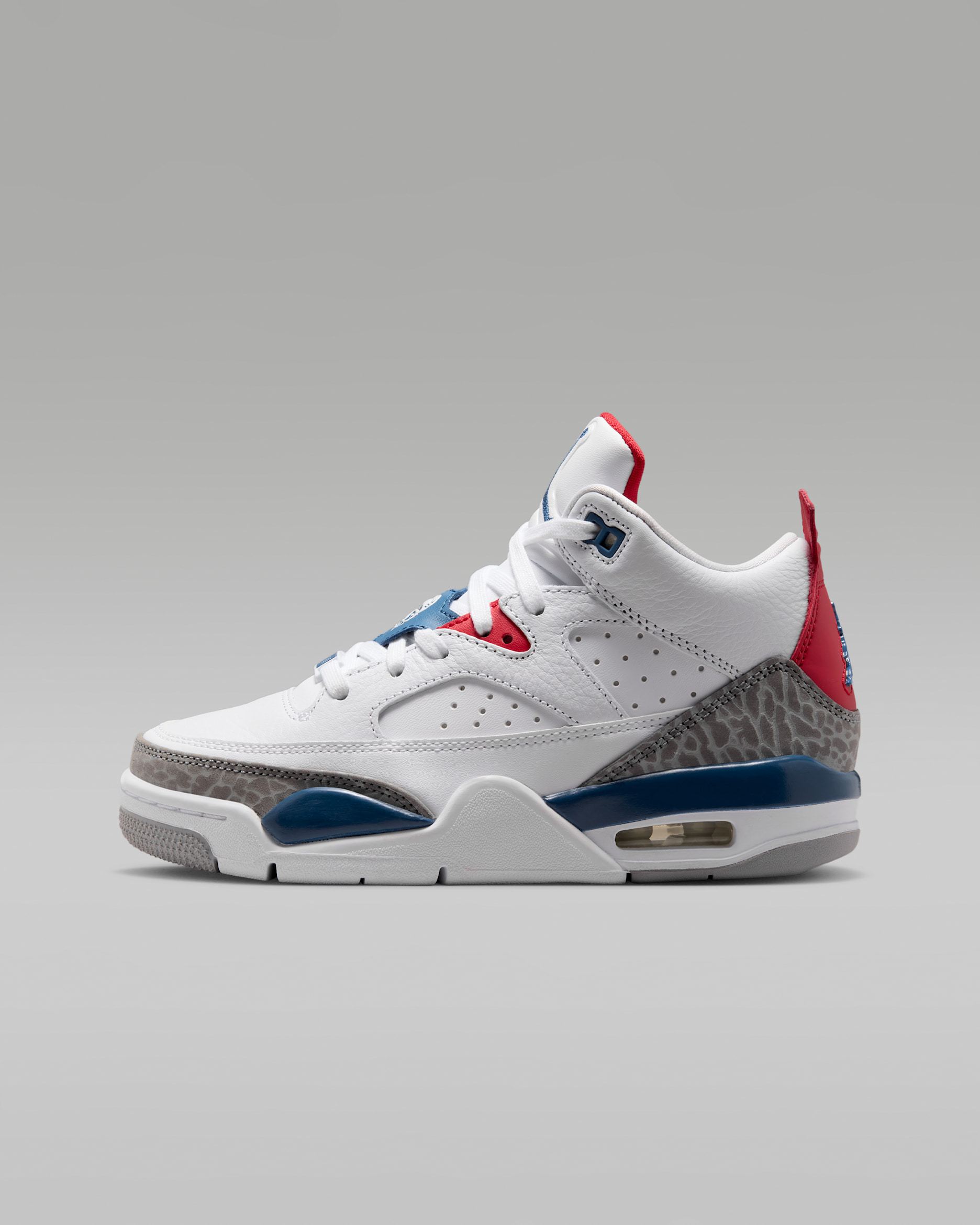 Jordan Son of Mars 低筒大童鞋款。Nike TW
