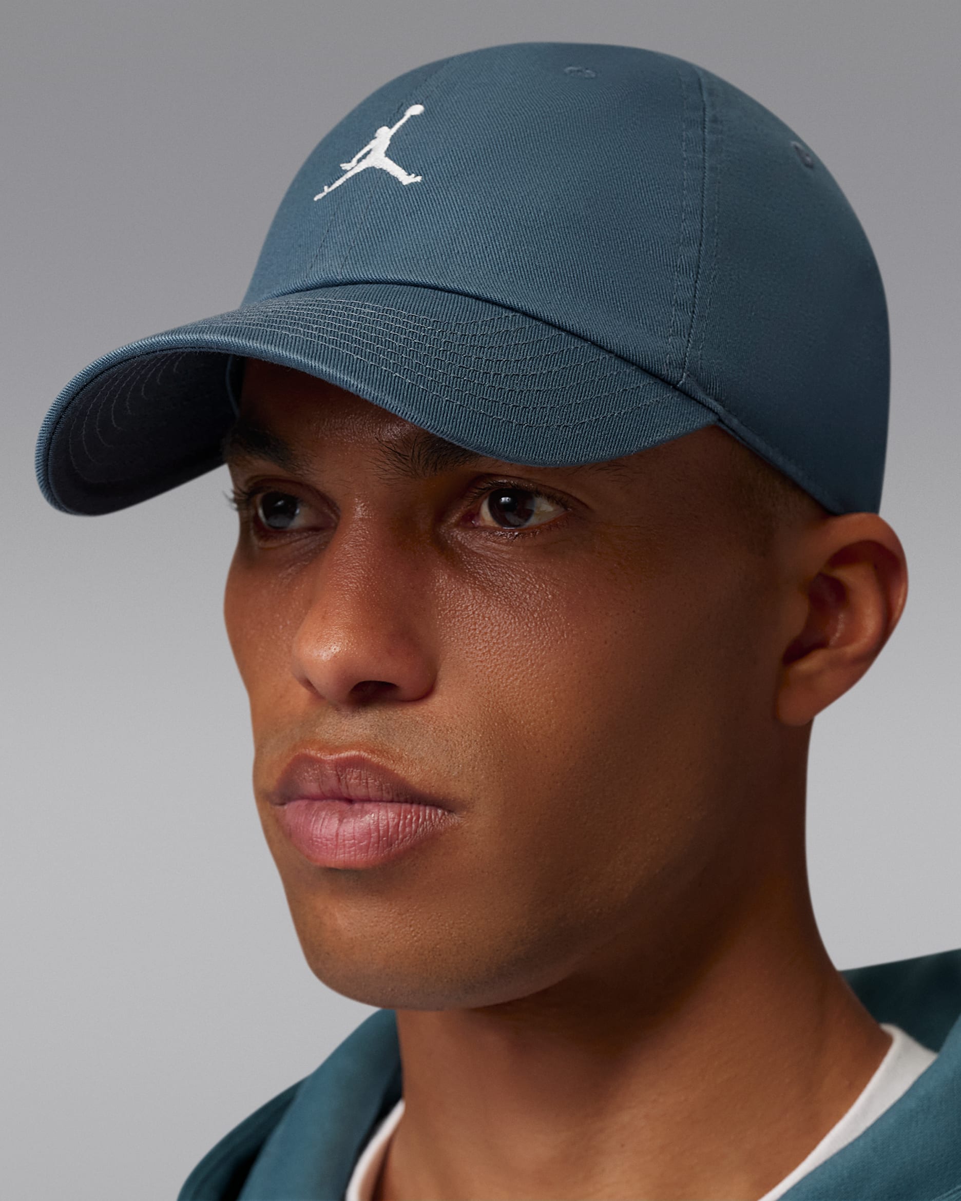 Jordan Club Unstructured Curved-Bill Hat - Ash Green/Sail