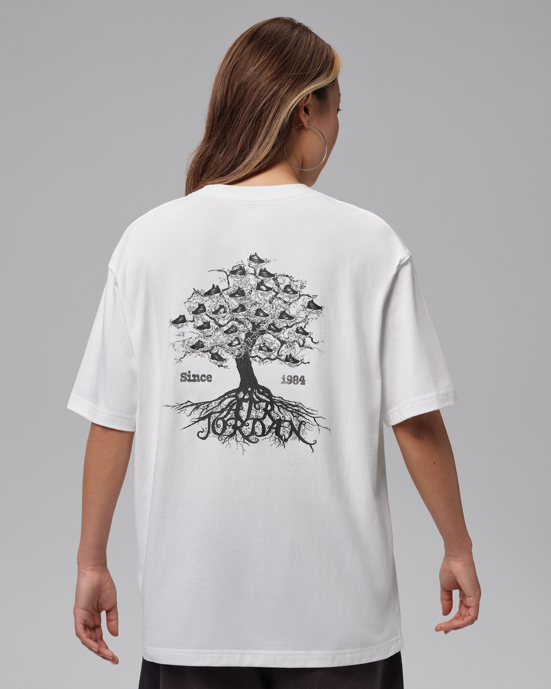 Jordan Flight Women's Oversized Graphic T-Shirt - White/Black