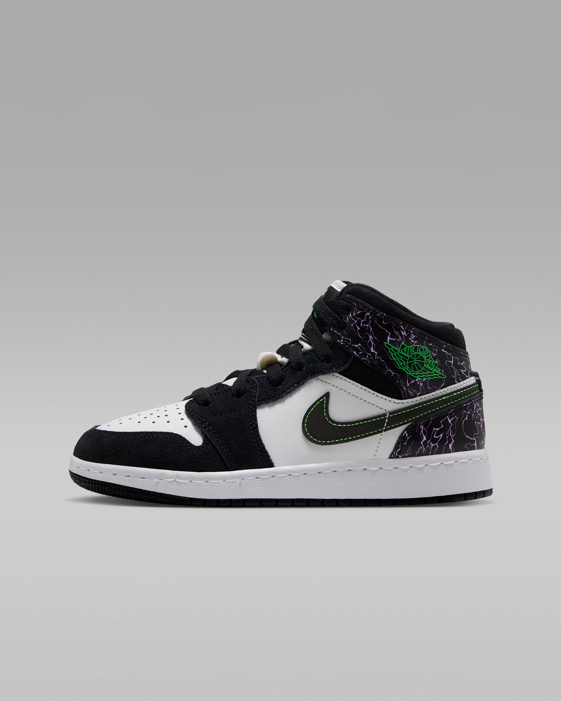 Tenis para niños grandes Air Jordan 1 Mid SE - Negro/Blanco cumbre/Morado láser/Verde grito
