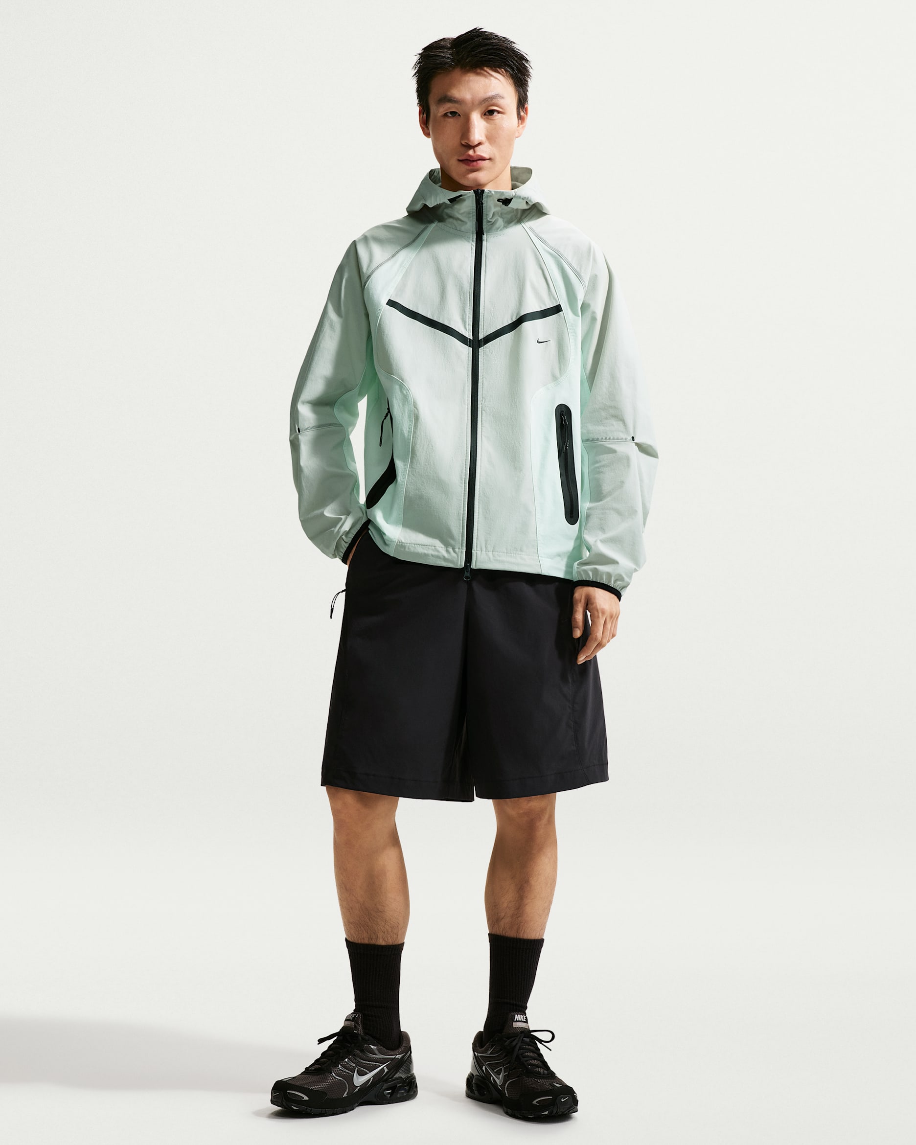 Nike Tech Helios Men's Dri-FIT Shorts - Black/Black