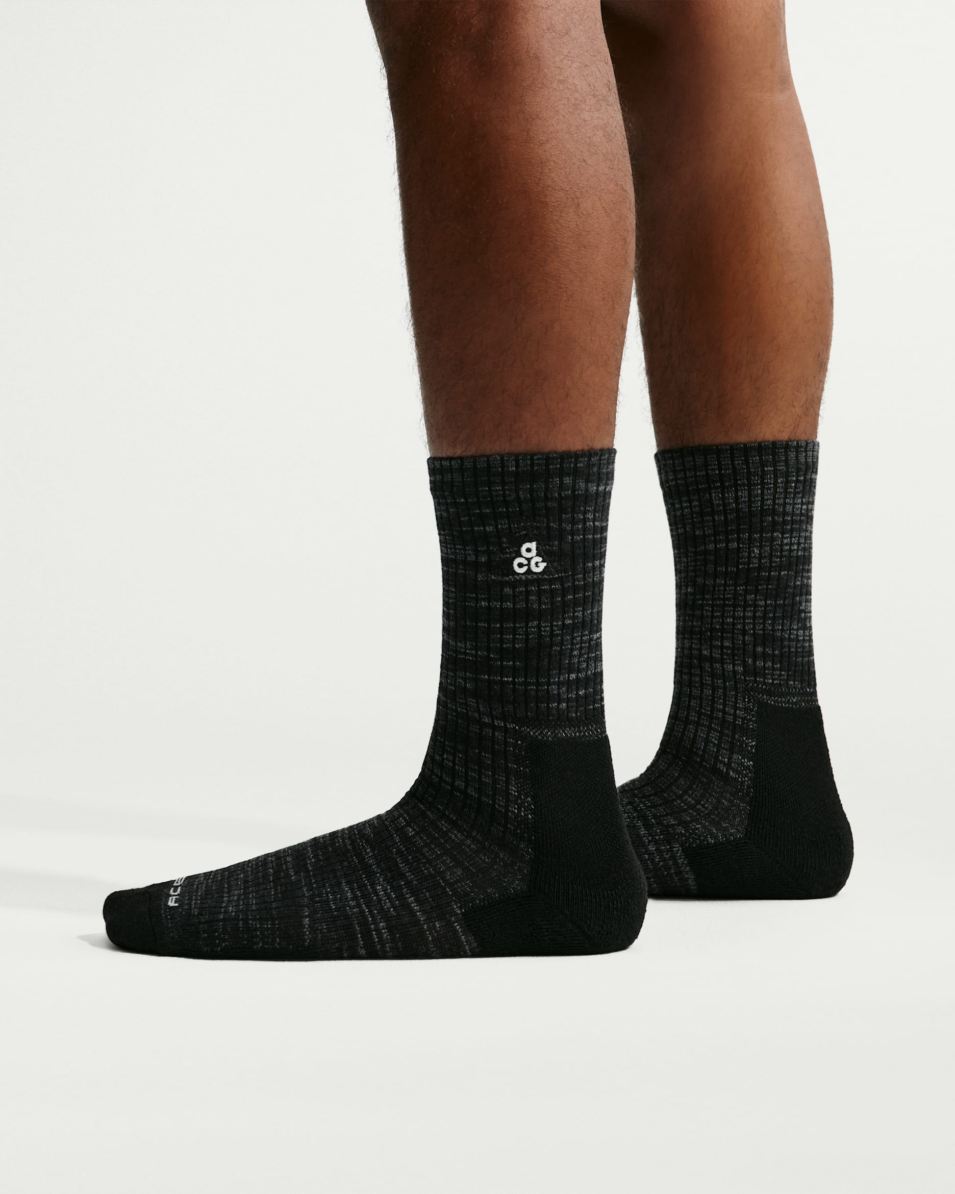 Nike ACG Everyday Cushioned Crew Socks (1 Pair) - Black/Anthracite/Smoke Grey/Summit White