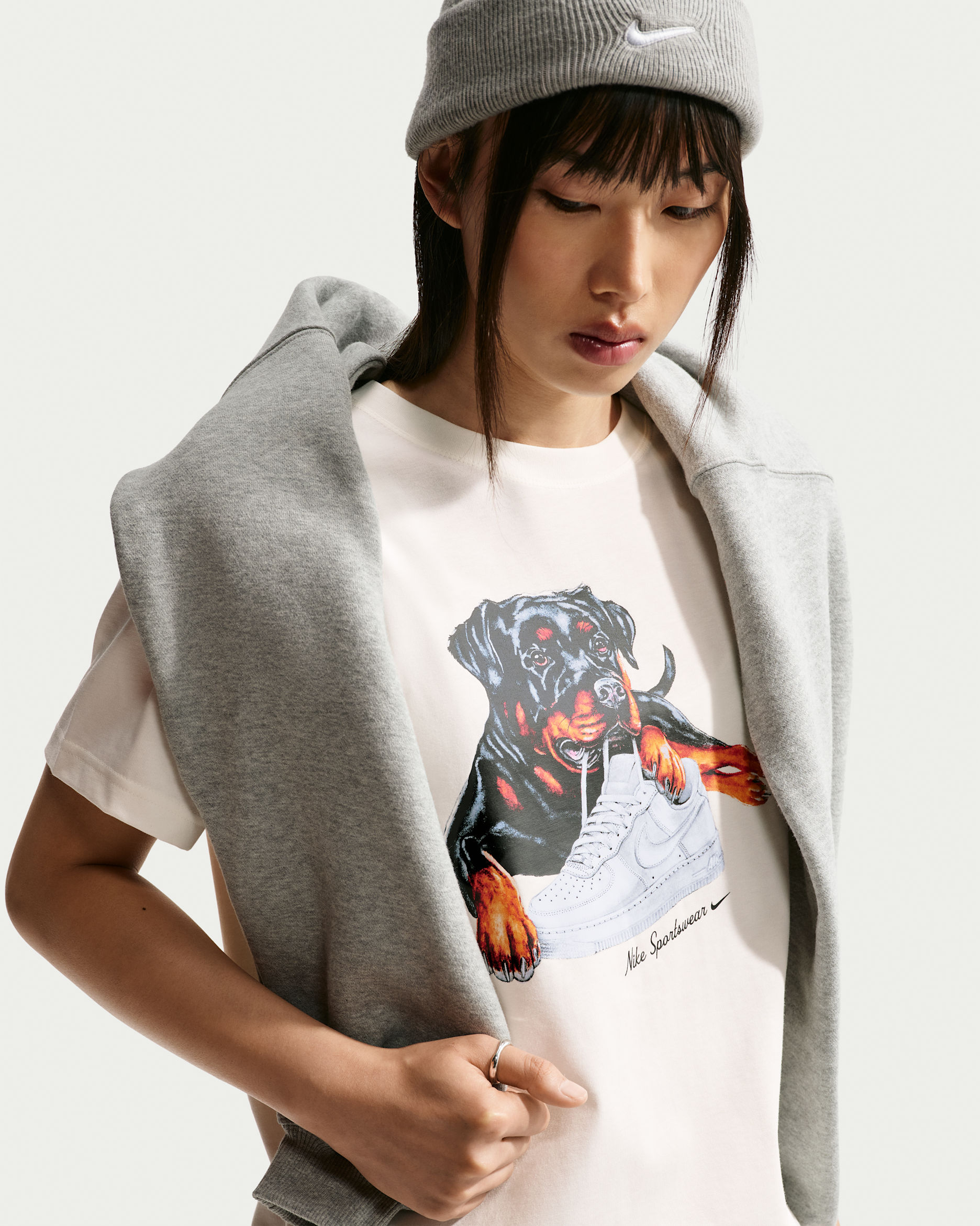 Nike Sportswear Classic Women's Oversized T-Shirt - Sail