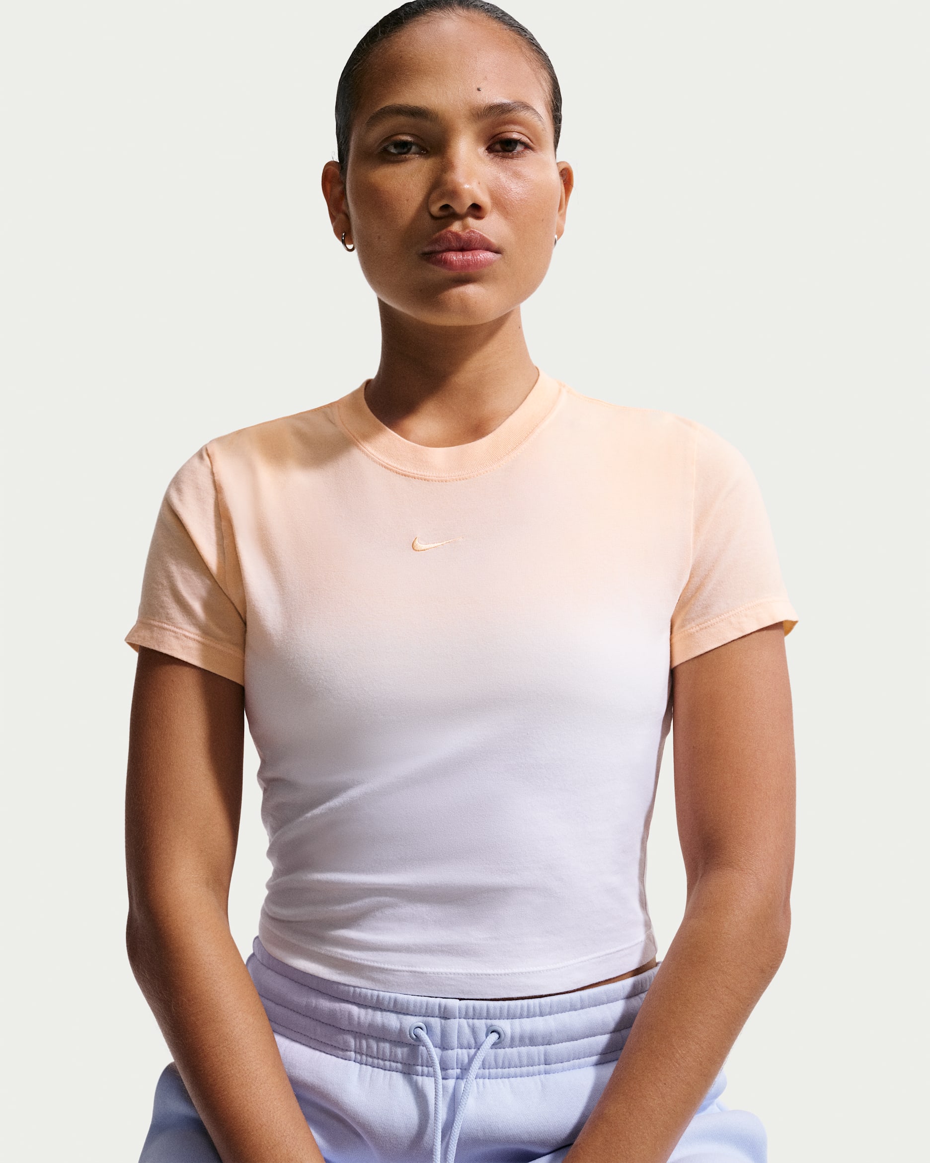 Nike Sportswear Chill Knit Women's Slim Cropped T-Shirt - Ice Peach/White