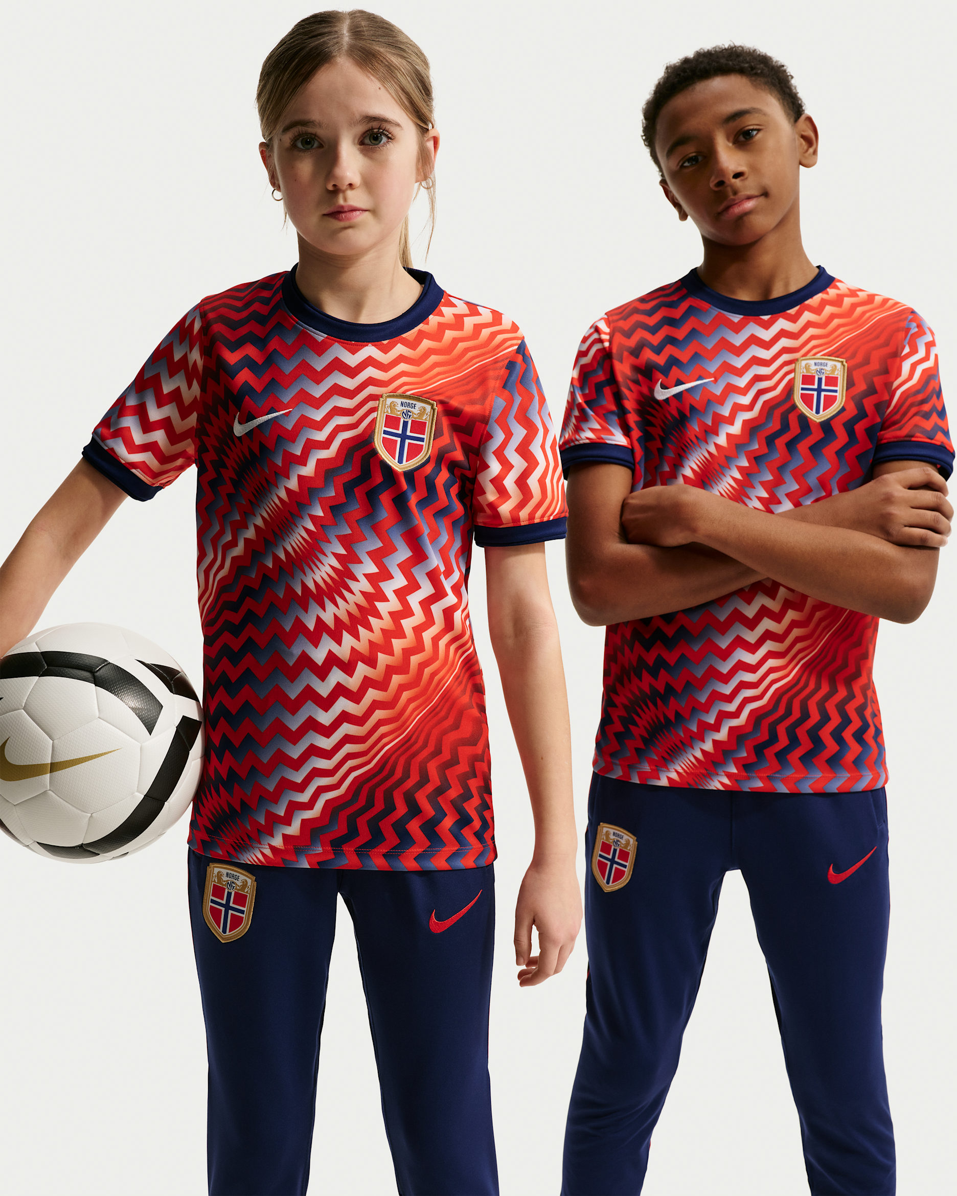 Norway Big Kids' Nike Dri-FIT Soccer Pre-Match Short-Sleeve Top - Chile Red/Blue Void/White