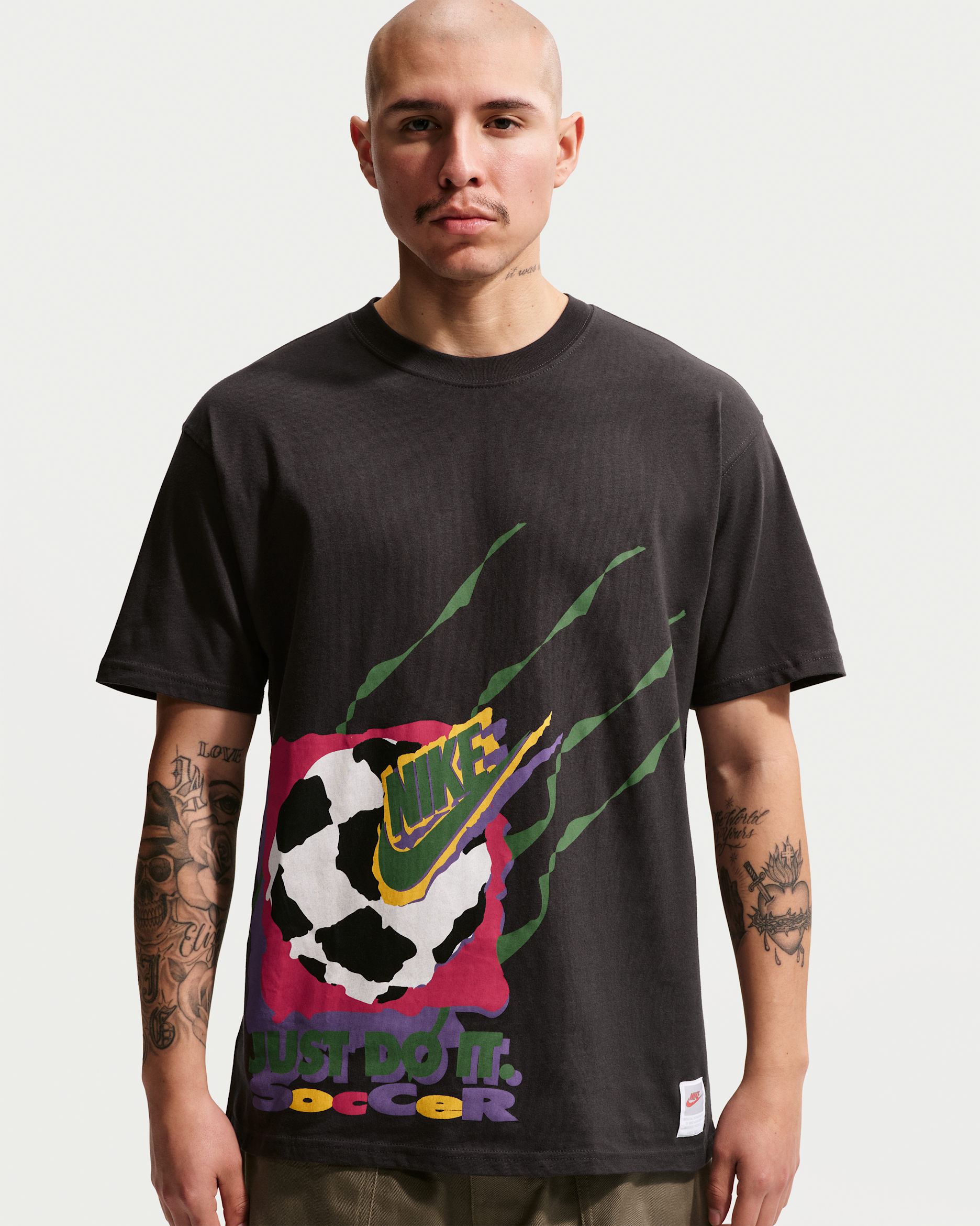 Nike Sportswear Men's T-Shirt - Off Noir