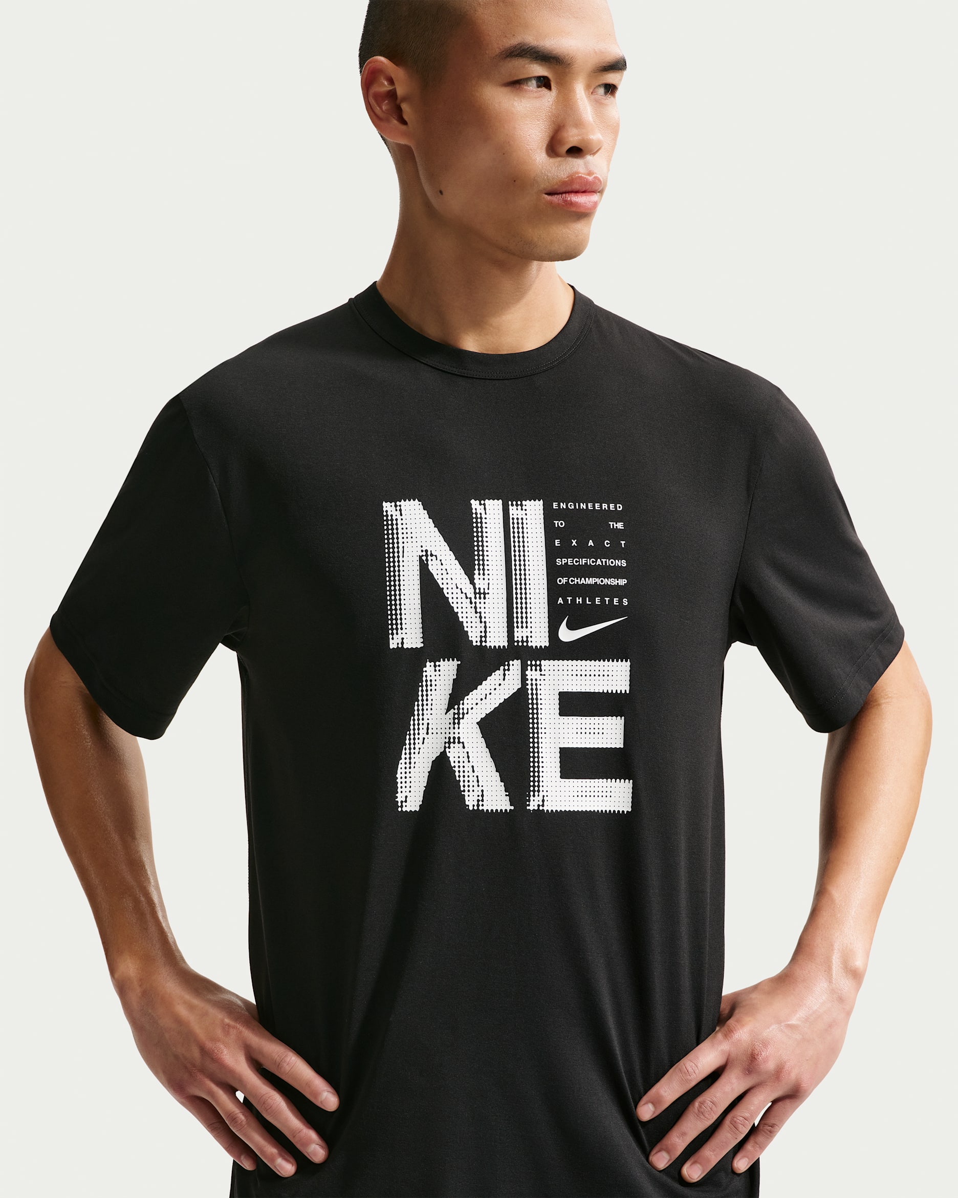 Nike Hyverse Men's Dri-FIT Training T-Shirt - Black/White
