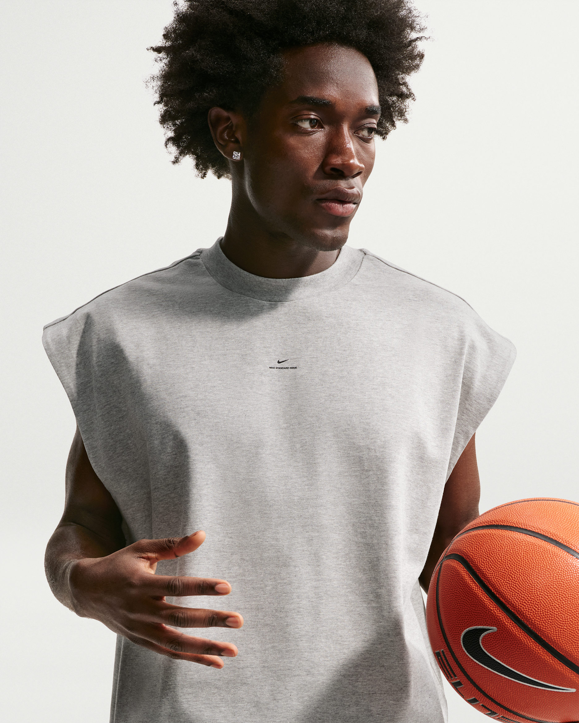 Nike Standard Issue ärmelloses Dri-FIT Basketball-Oberteil (Herren) - Dark Grey Heather/Schwarz