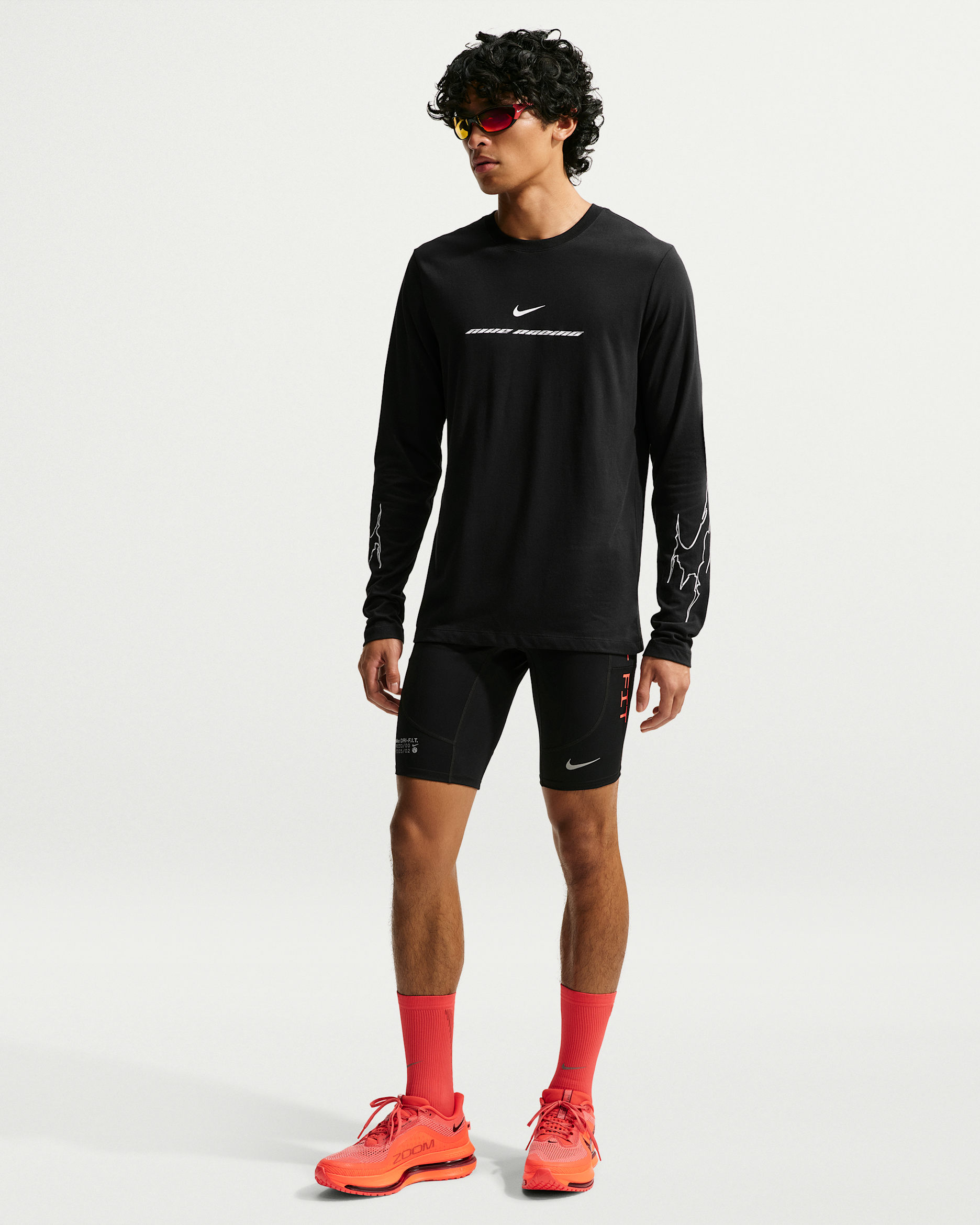 Mallas de correr Dri-FIT de medio largo Nike Stride - Hombre - Negro/Gris humo