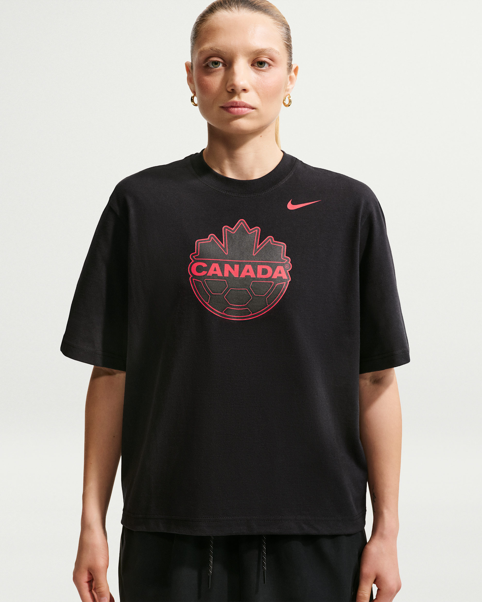 Canada Women's Nike Boxy T-Shirt - Black