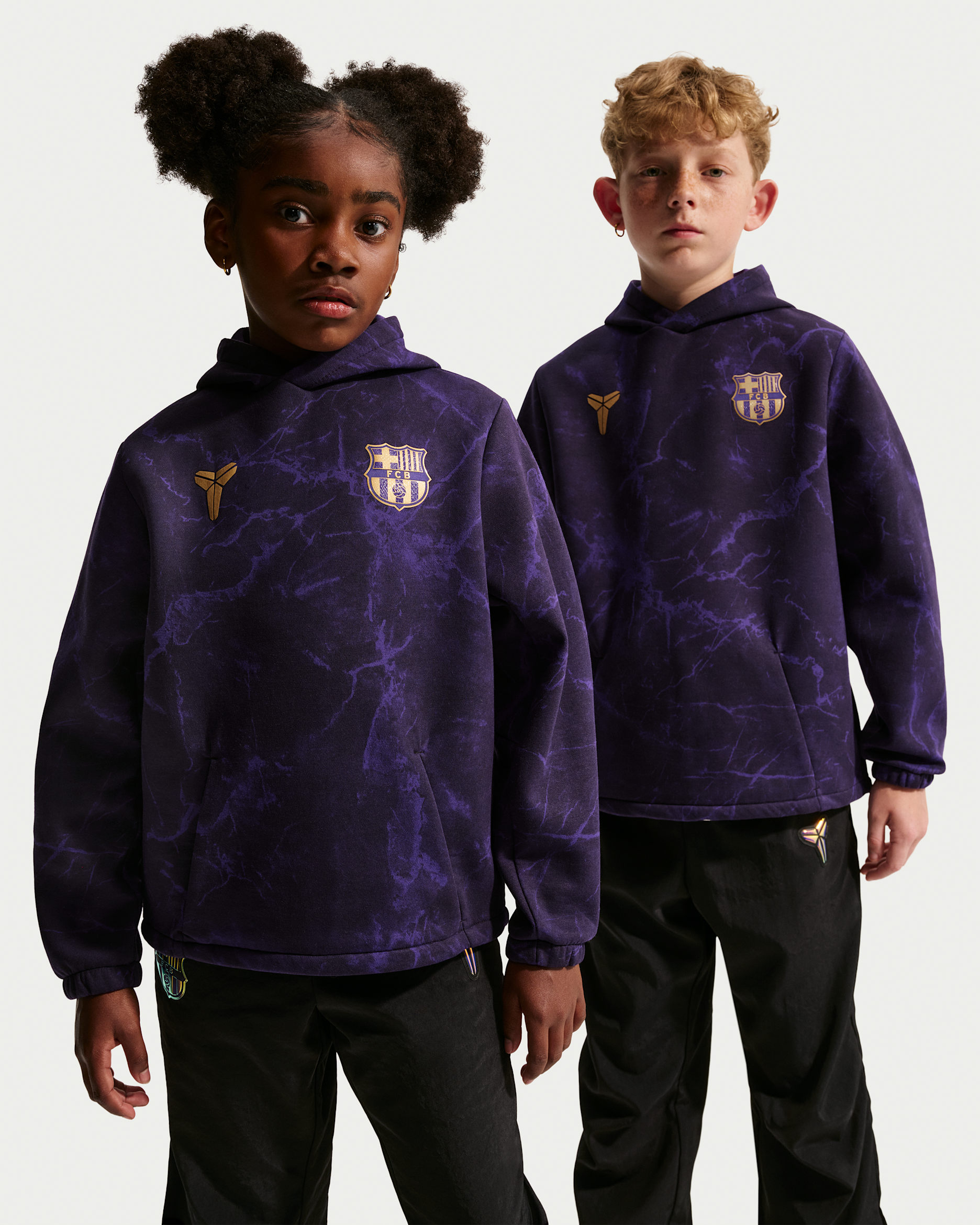 FC Barcelona Away Big Kids' Kobe Soccer Pullover Hoodie - Black/Metallic Gold