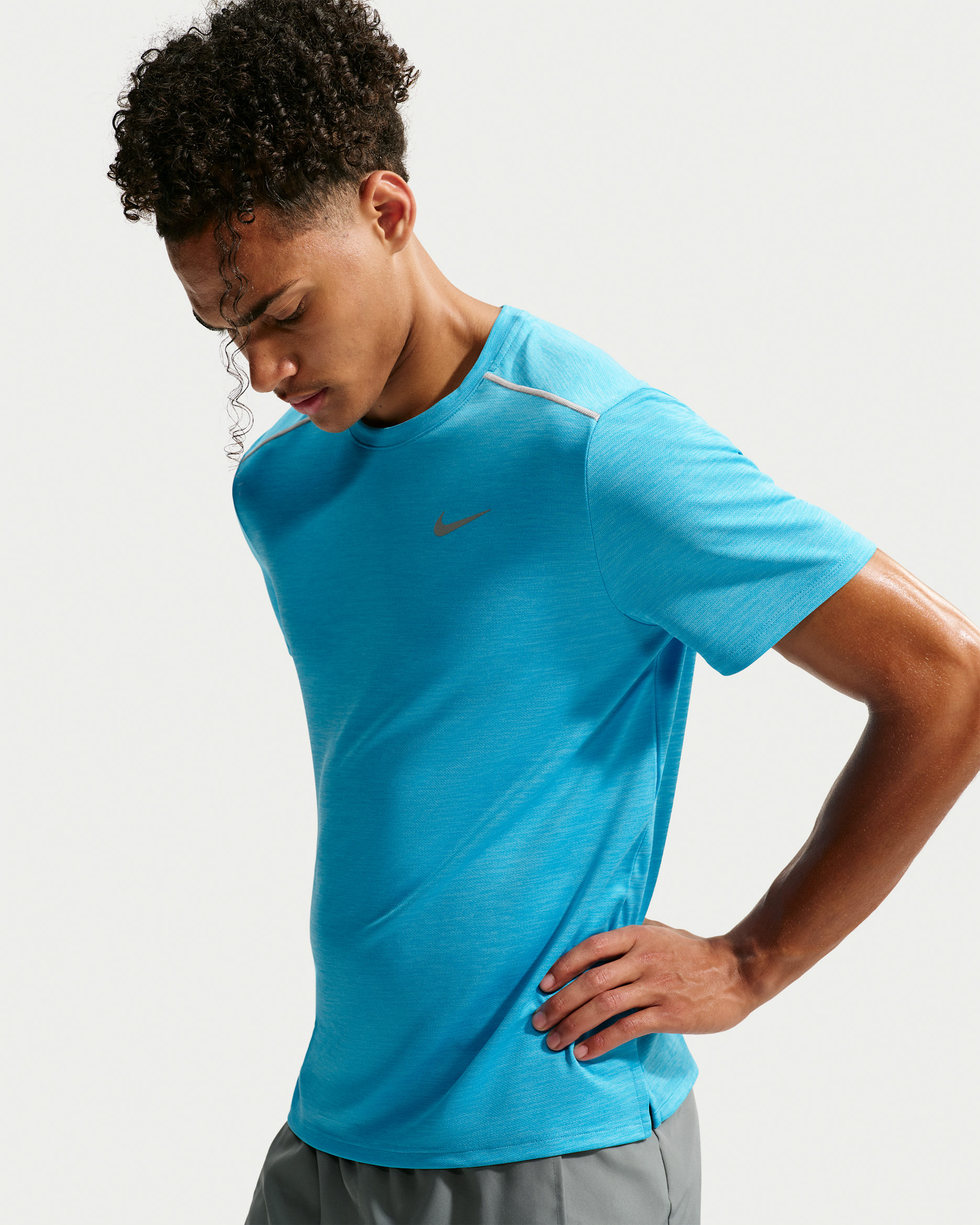Nike Miler Men's Dri-FIT Short-Sleeve Running Top - Baltic Blue/Light Current Blue/Heather