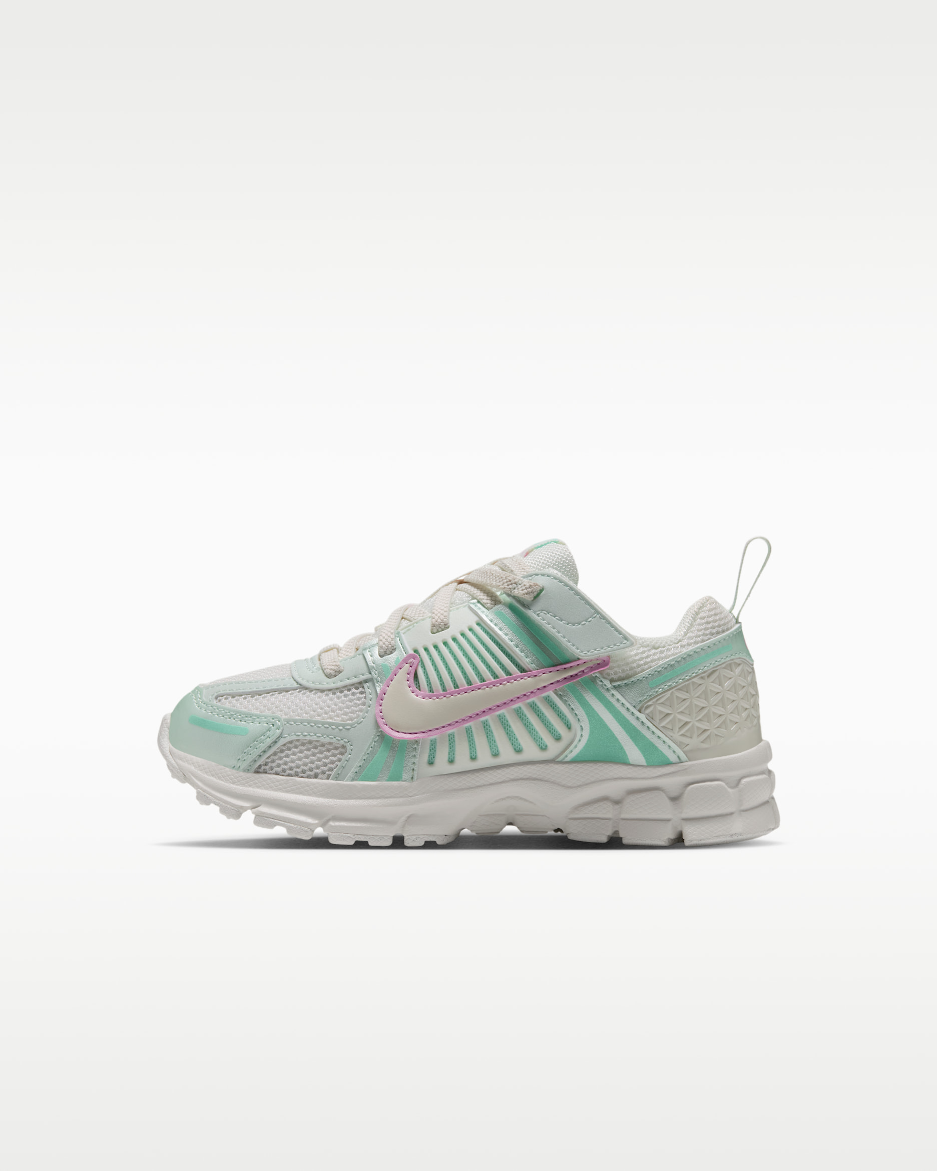 Nike Vomero 5 Younger Kids' Shoes with Reflective Design Accents - Sail/Pink Foam/Arctic Green/Sail
