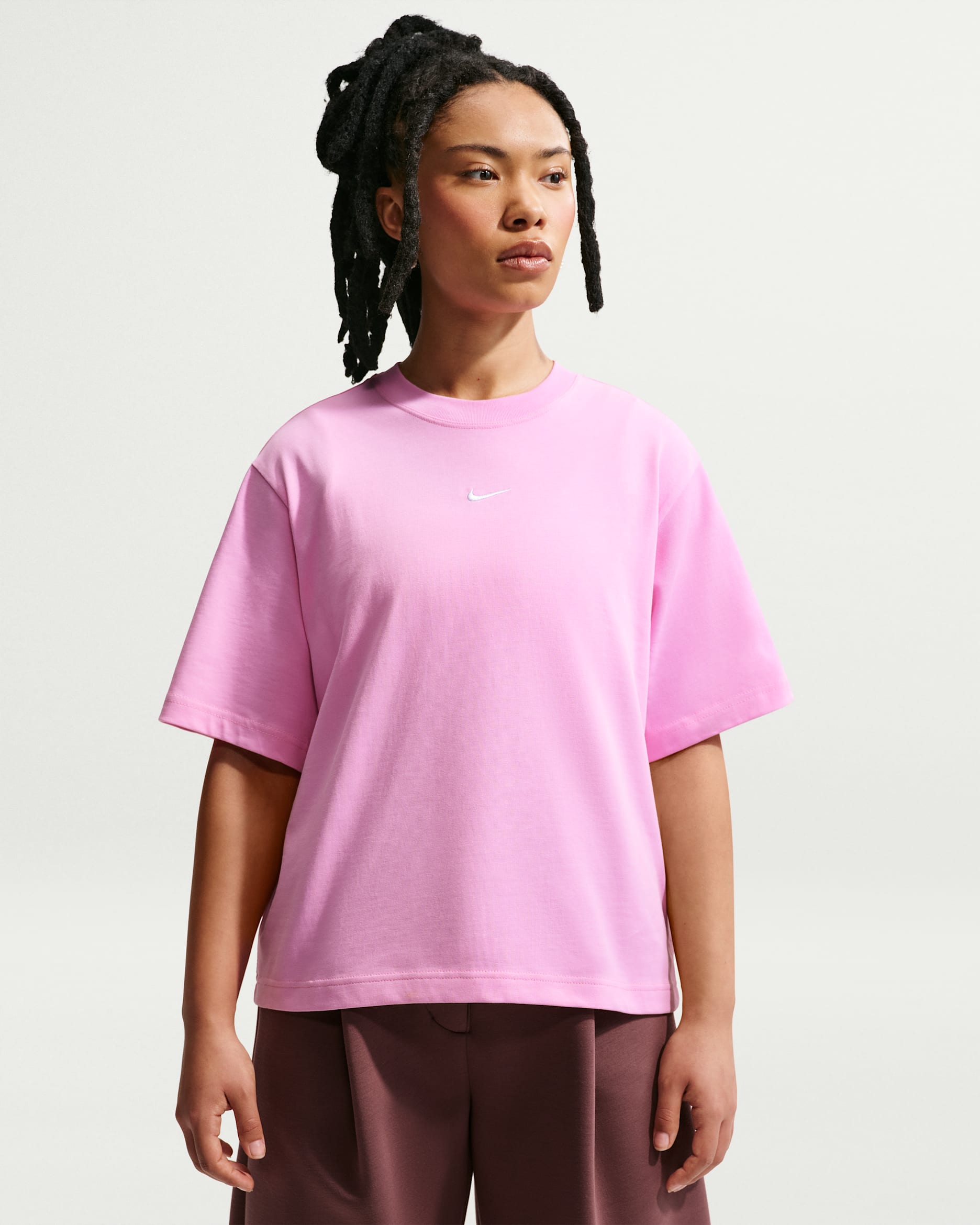 T-shirt damski Nike Sportswear Essentials - Pink Rise