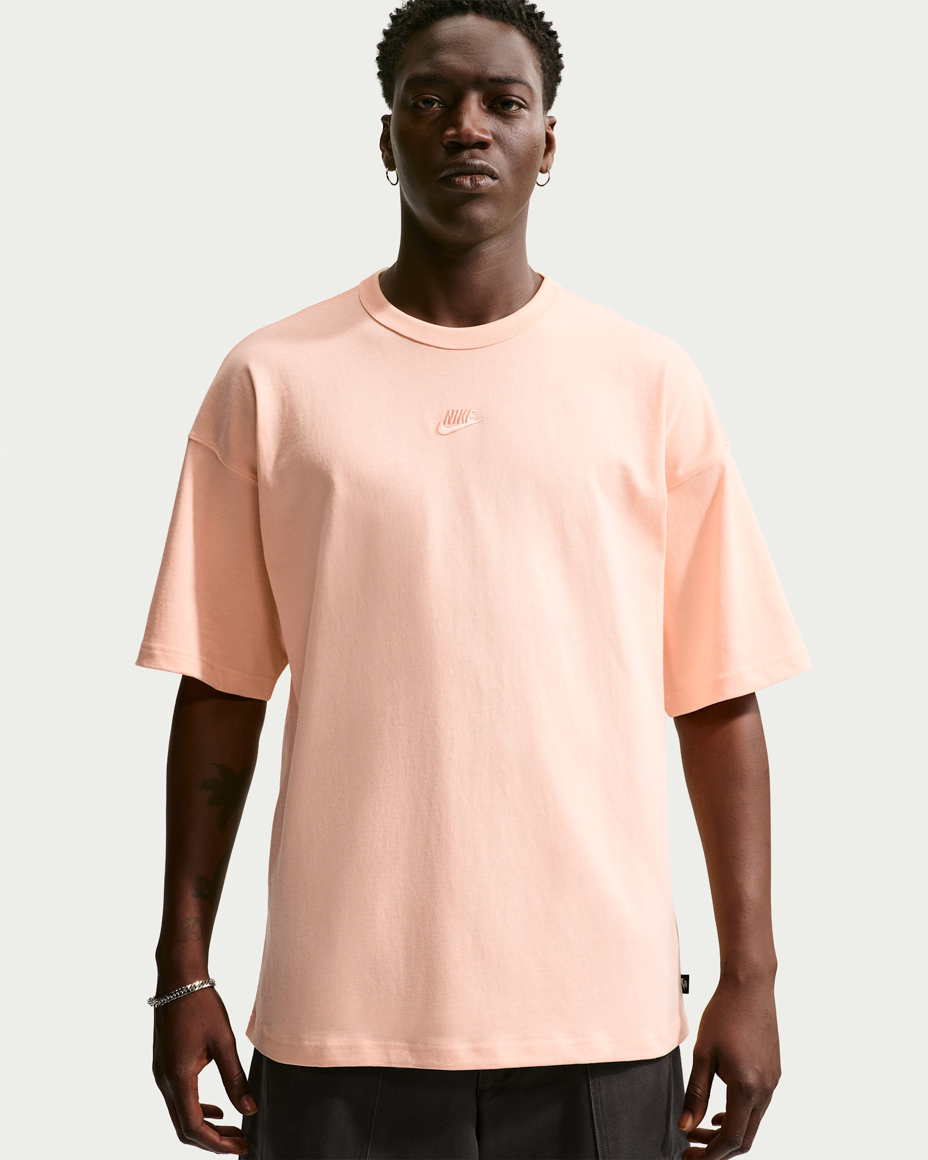 Nike Sportswear Premium Essentials Men's Oversized T-Shirt - Ice Peach
