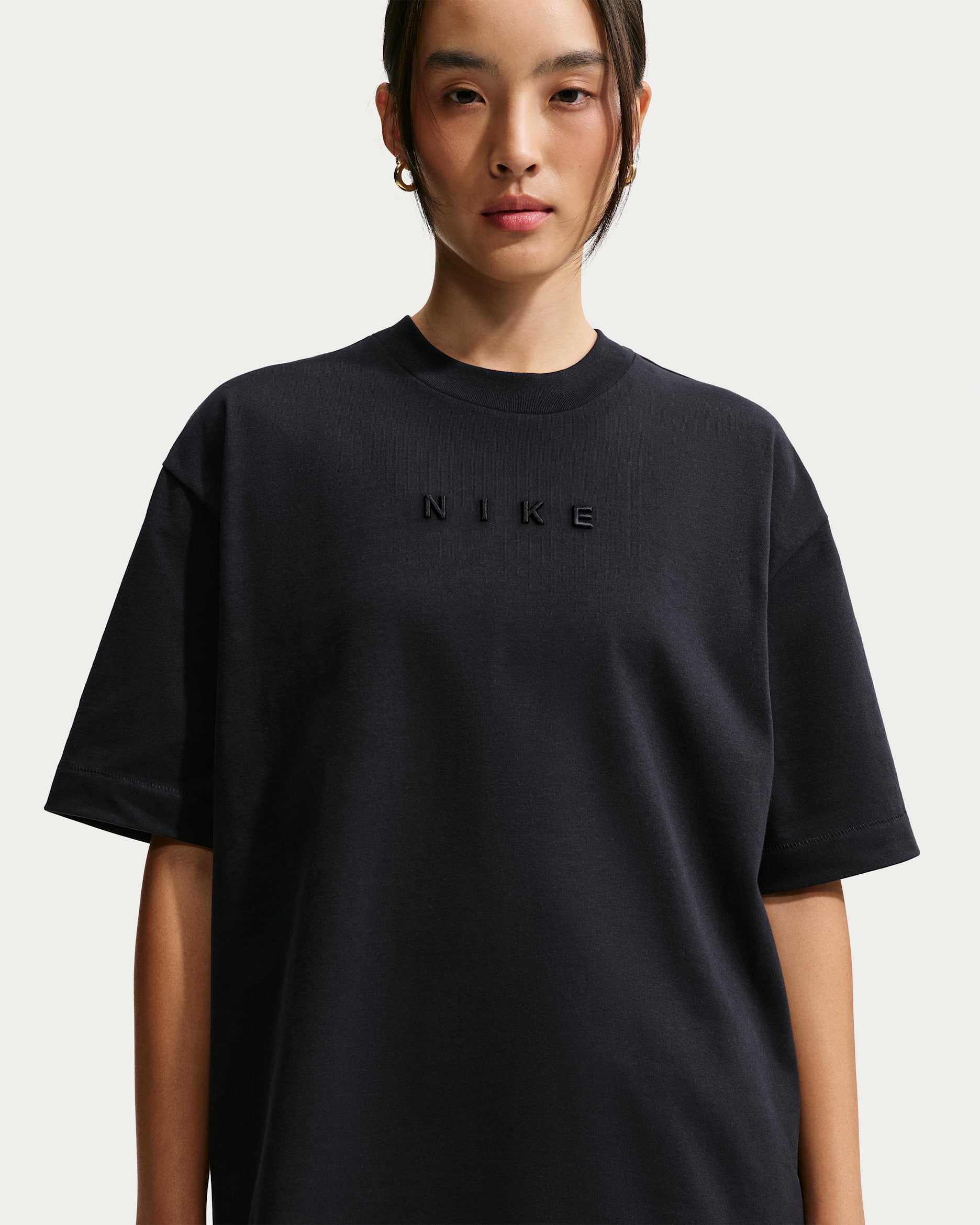 Nike Sportswear Women's Oversized T-Shirt - Black