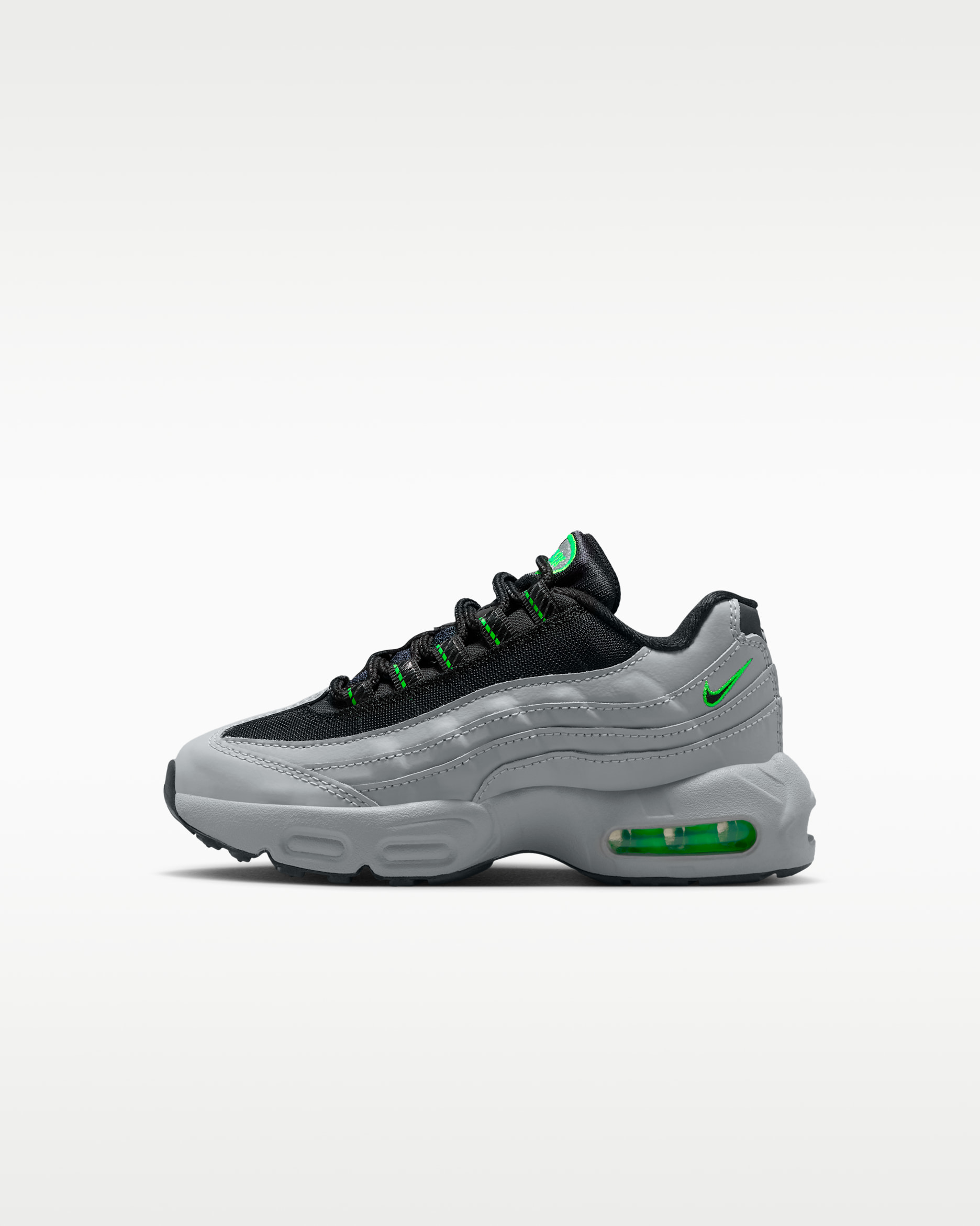 Nike Air Max 95 Recraft Küçük Çocuk Ayakkabısı - Light Smoke Grey/Green Strike/Beyaz/Siyah