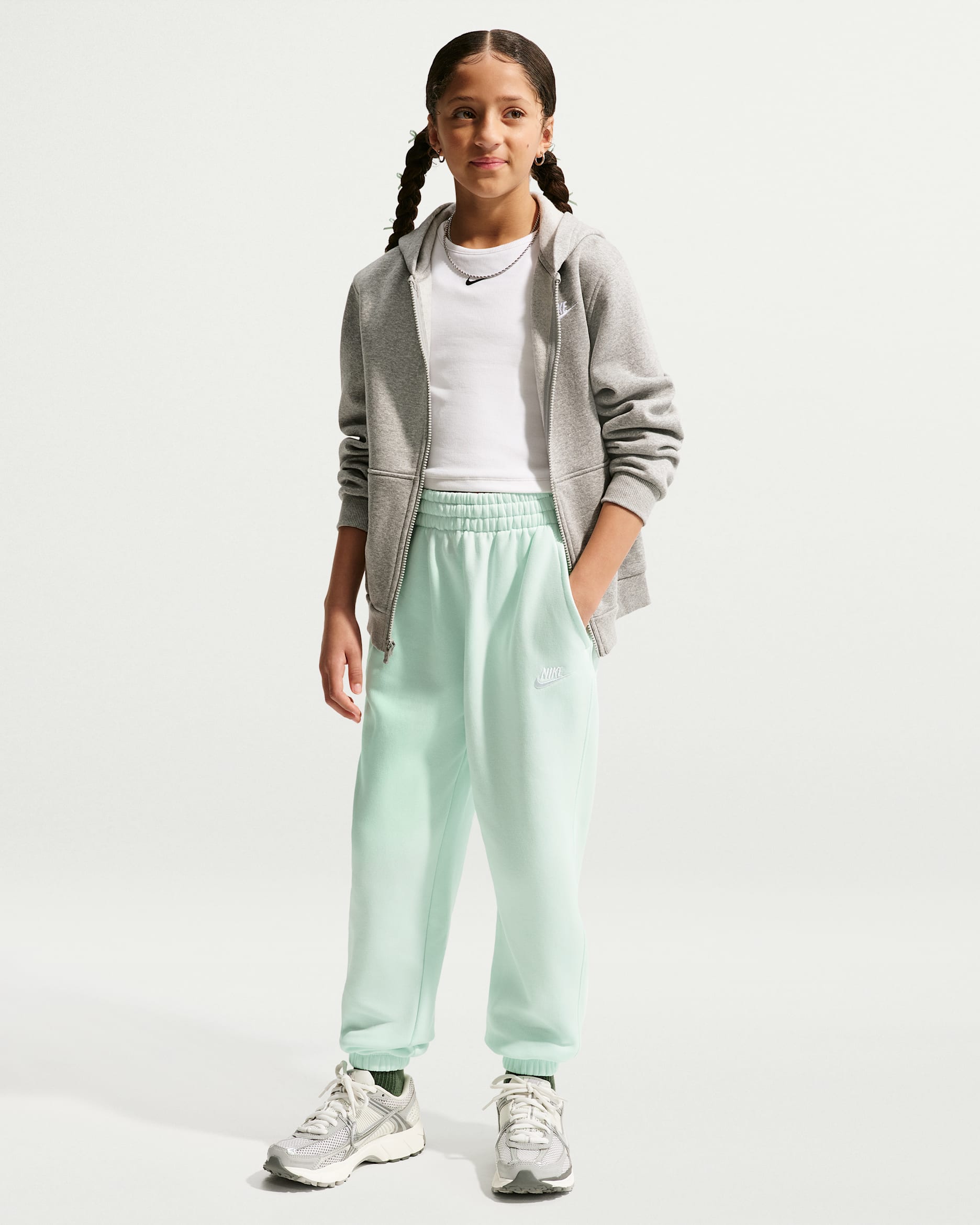 Nike Sportswear Club Fleece Older Kids' Loose Trousers - Barely Green/Barely Green/White