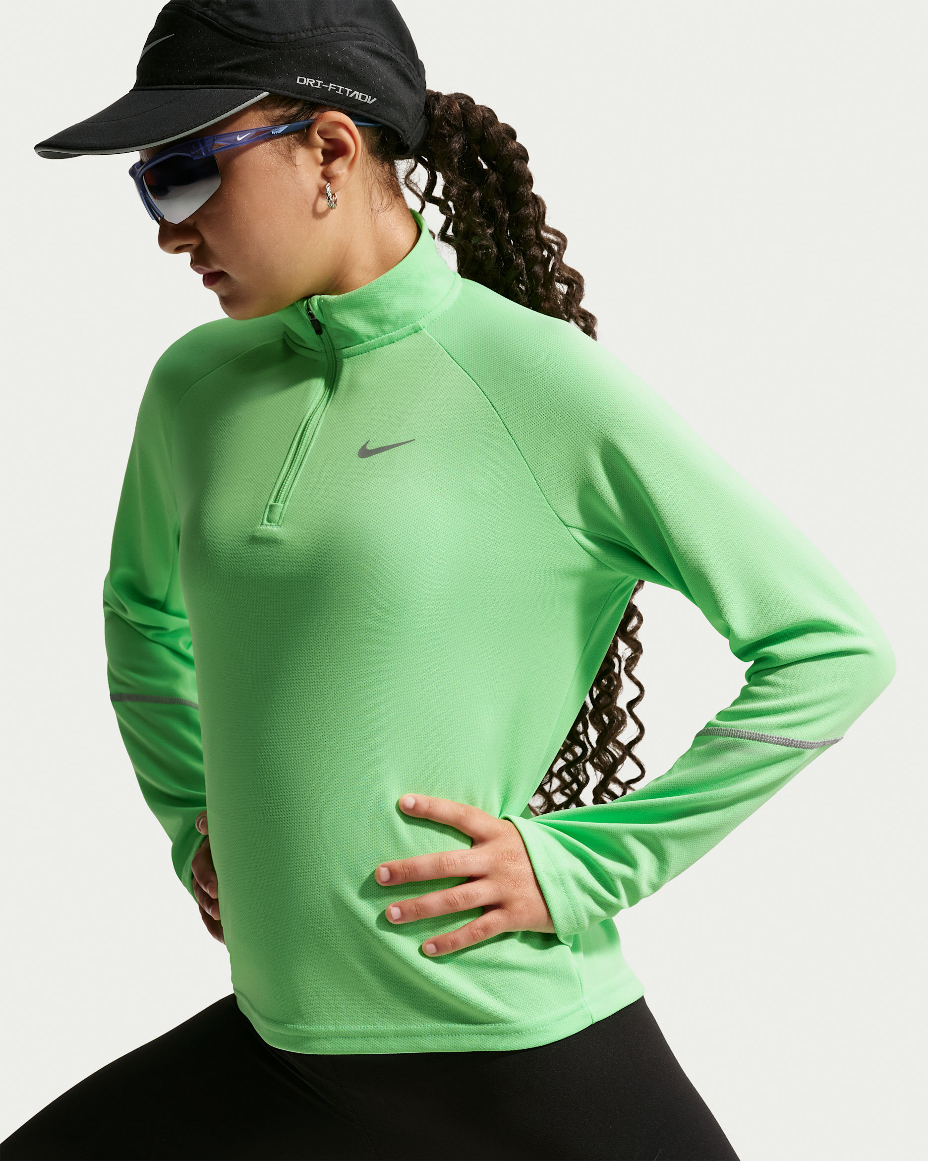 Nike Miler Dri-FIT Oberteil mit Halbreißverschluss (ältere Kinder) - Illusion Green