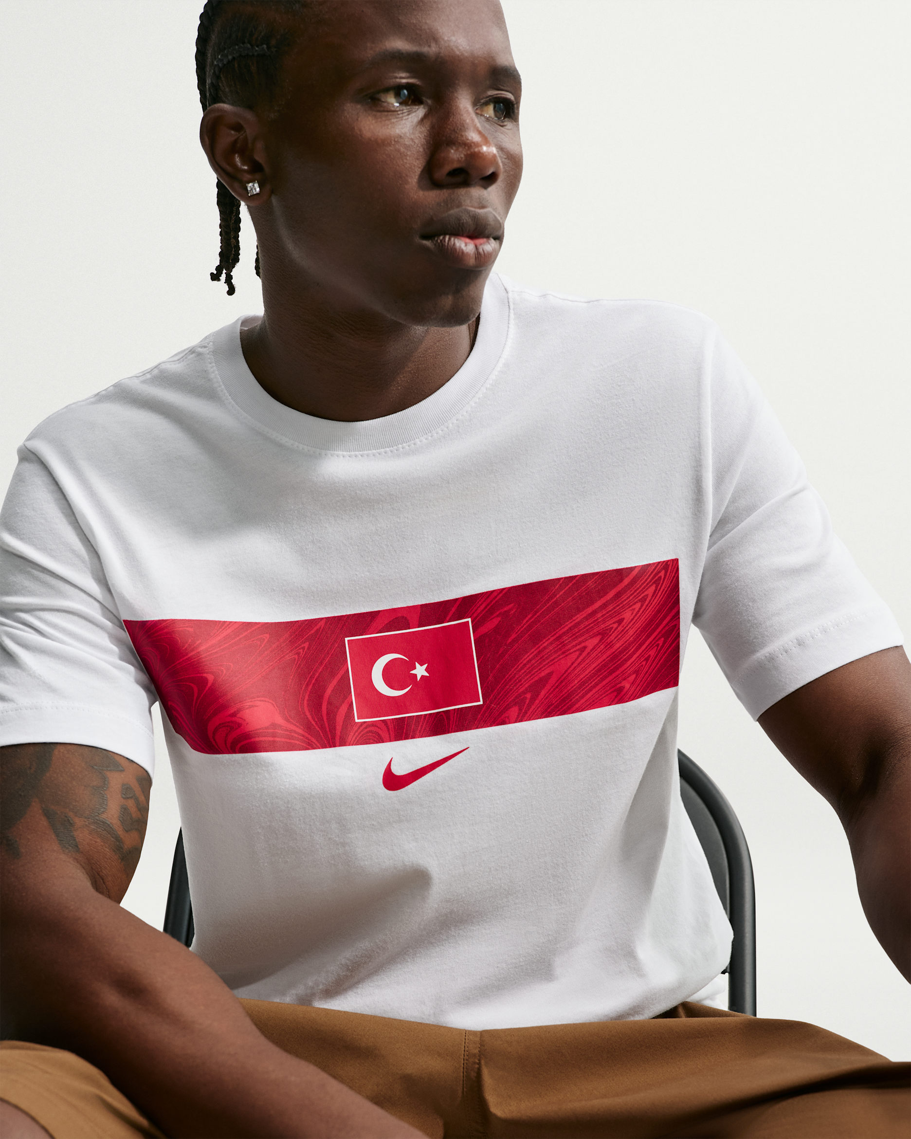 Turkey 2026 T-Shirt Men's Nike Football T-Shirt - White/Sport Red/Sport Red