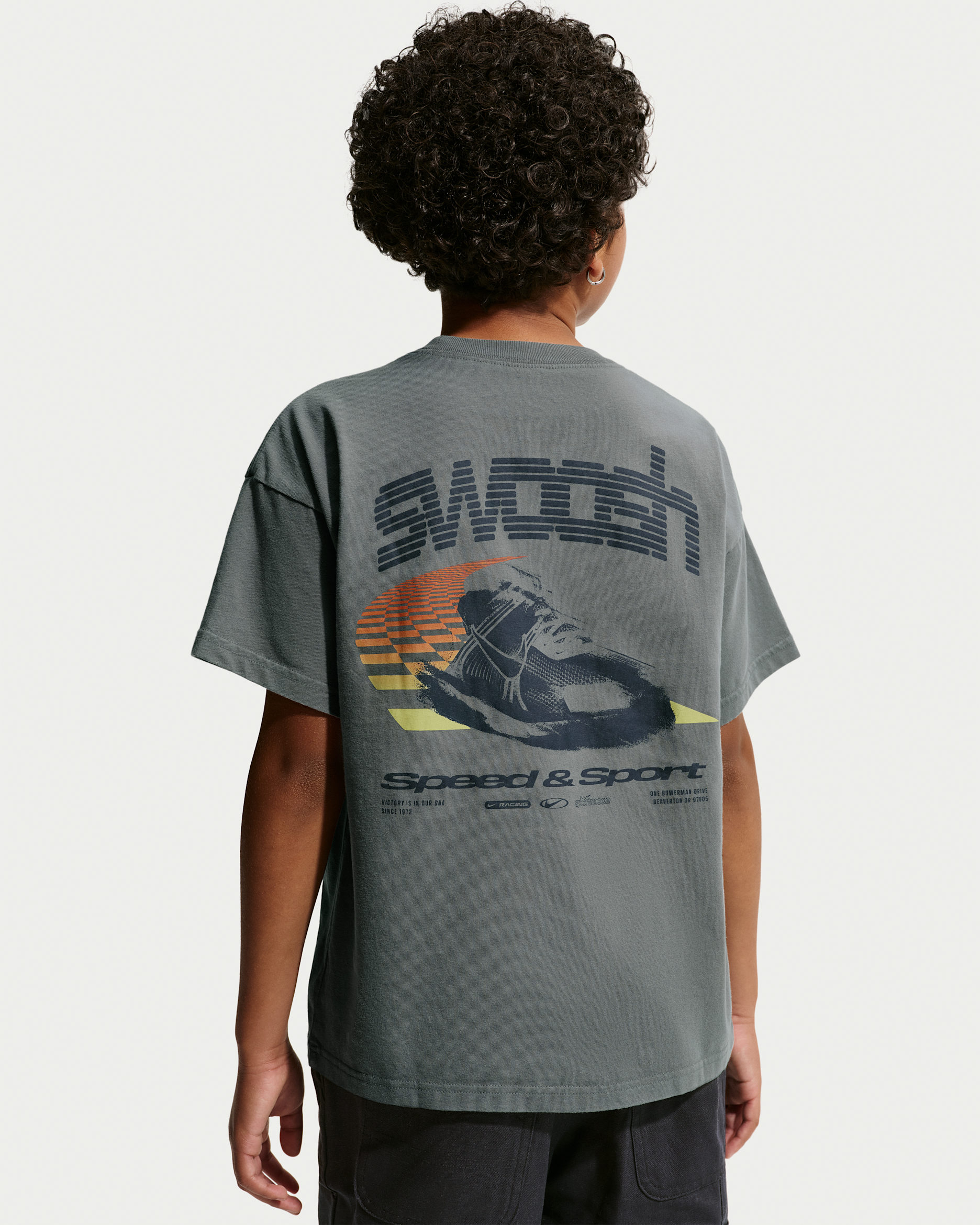 Nike Sportswear T-Shirt (ältere Kinder) - Smoke Grey