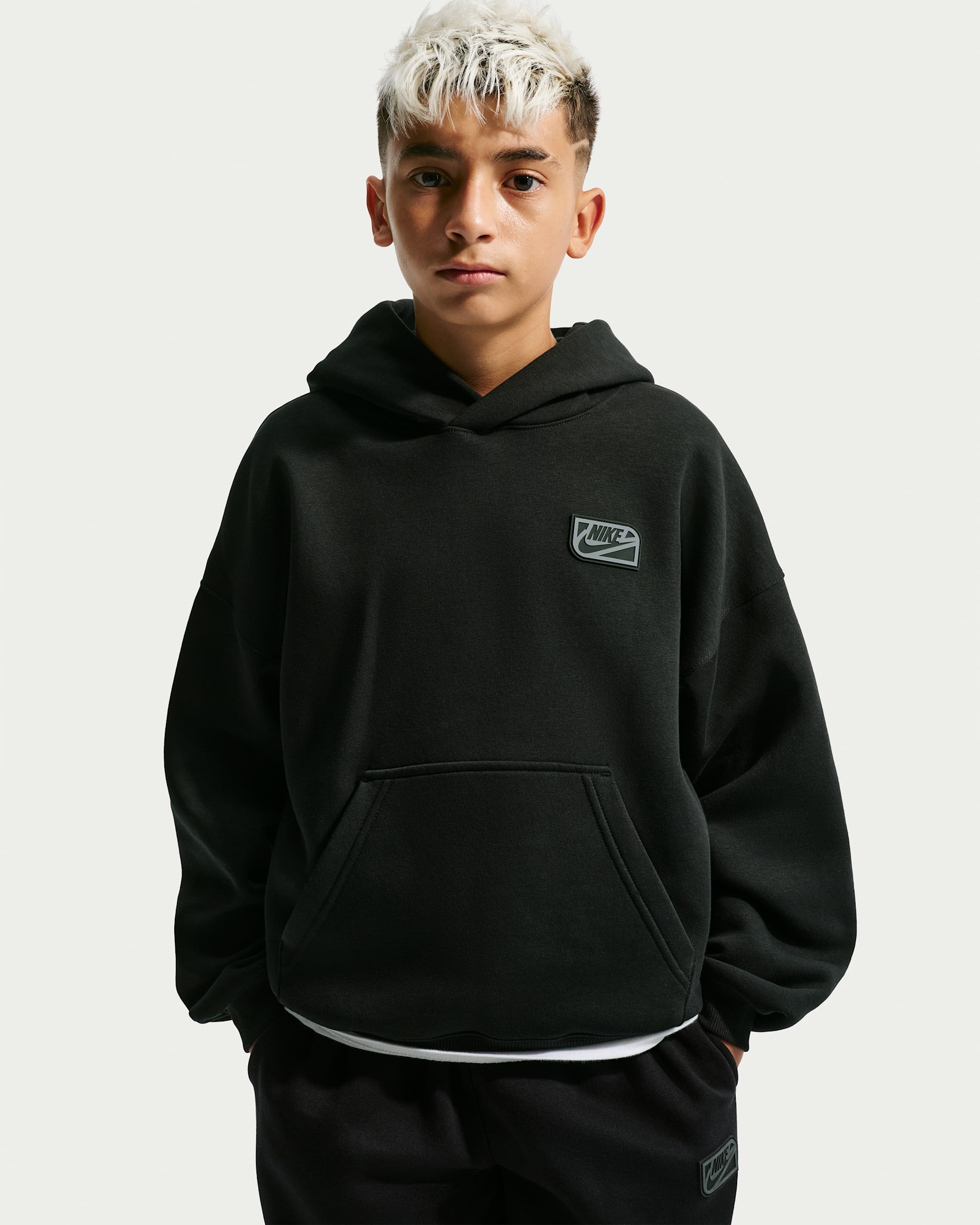 Nike Sportswear Club Fleece Big Kids' Oversized Fleece Hoodie - Black/Smoke Grey