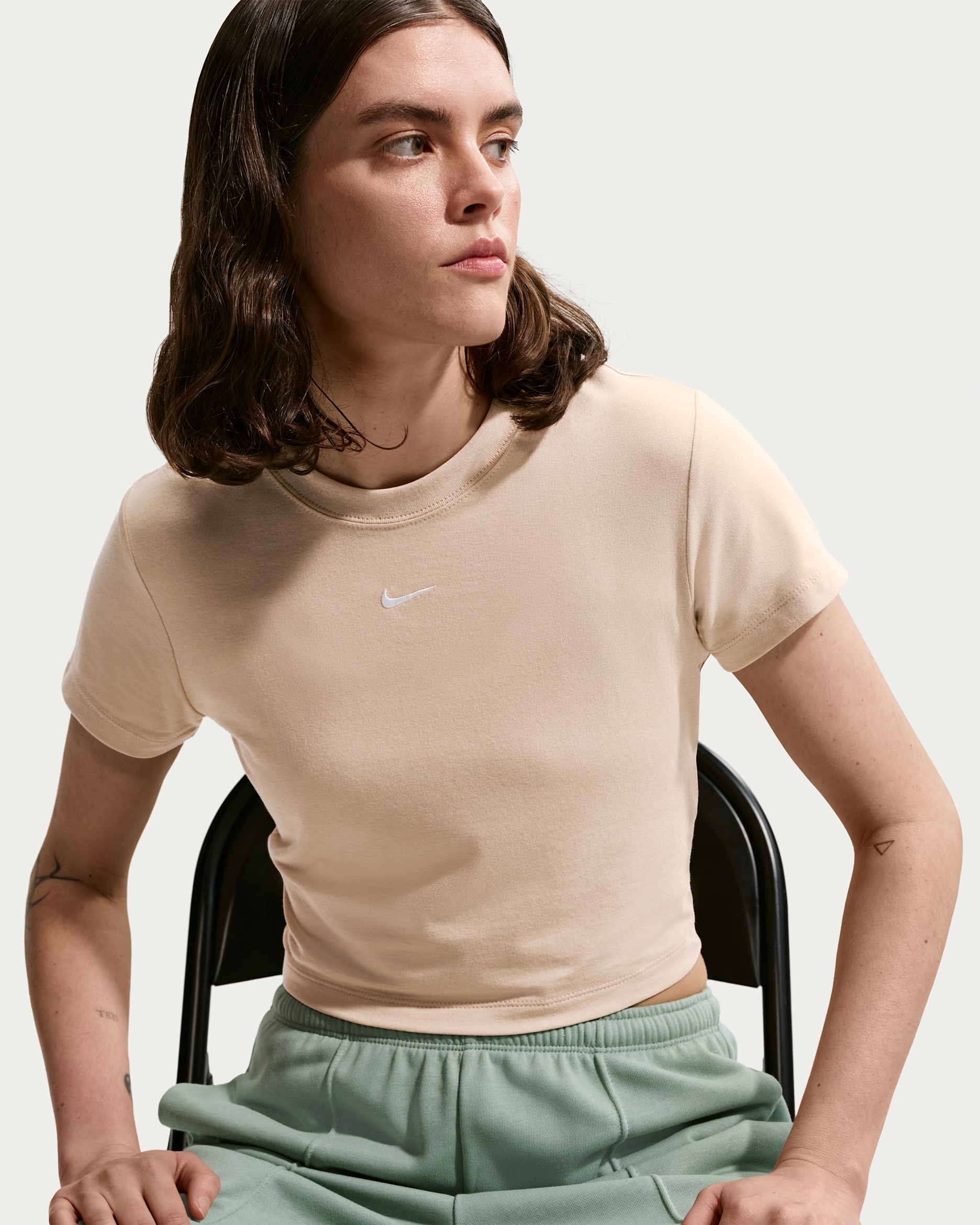 Nike Sportswear Chill Knit kort T-skjorte til dame - Linen/Sail