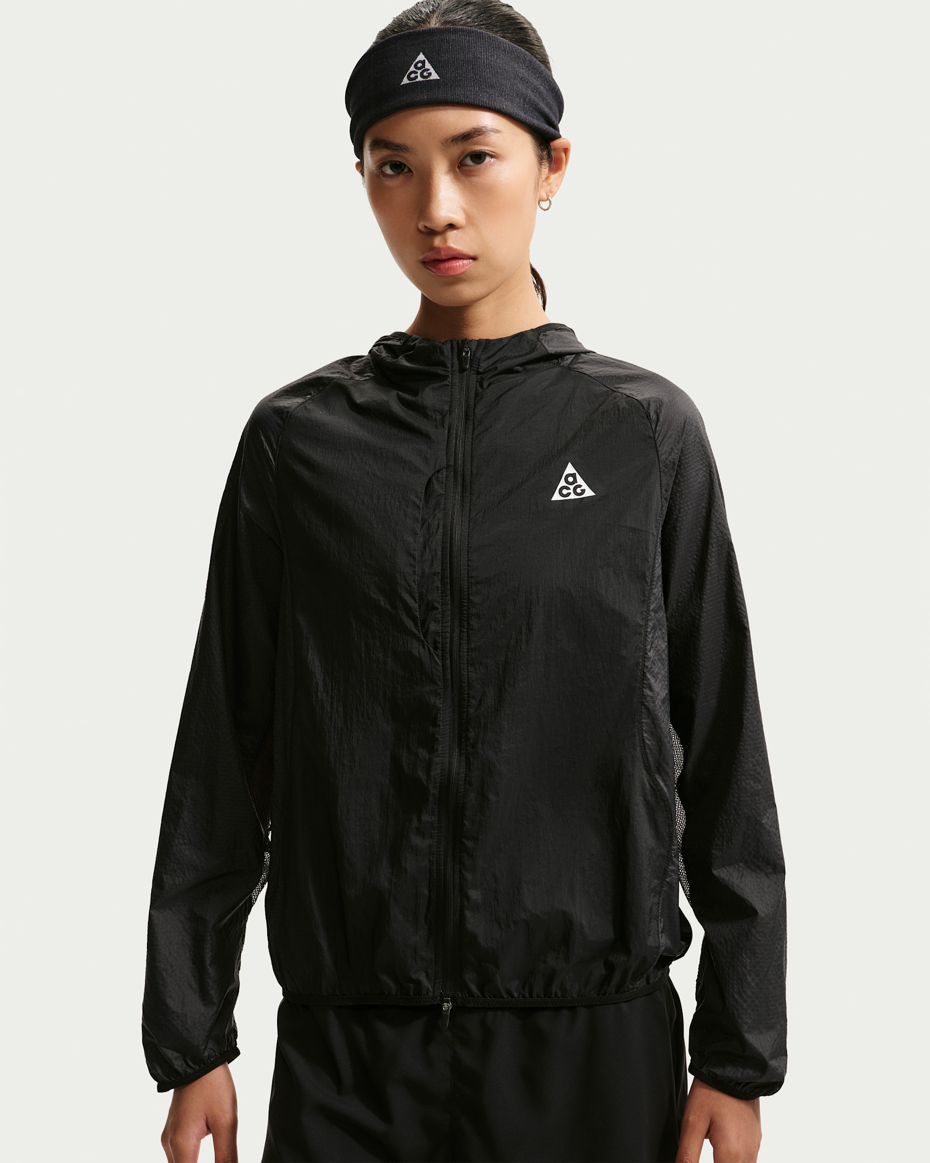 ACG 'Aireez' Women's UV Protection Trail-Running Jacket - Black/Black/Summit White