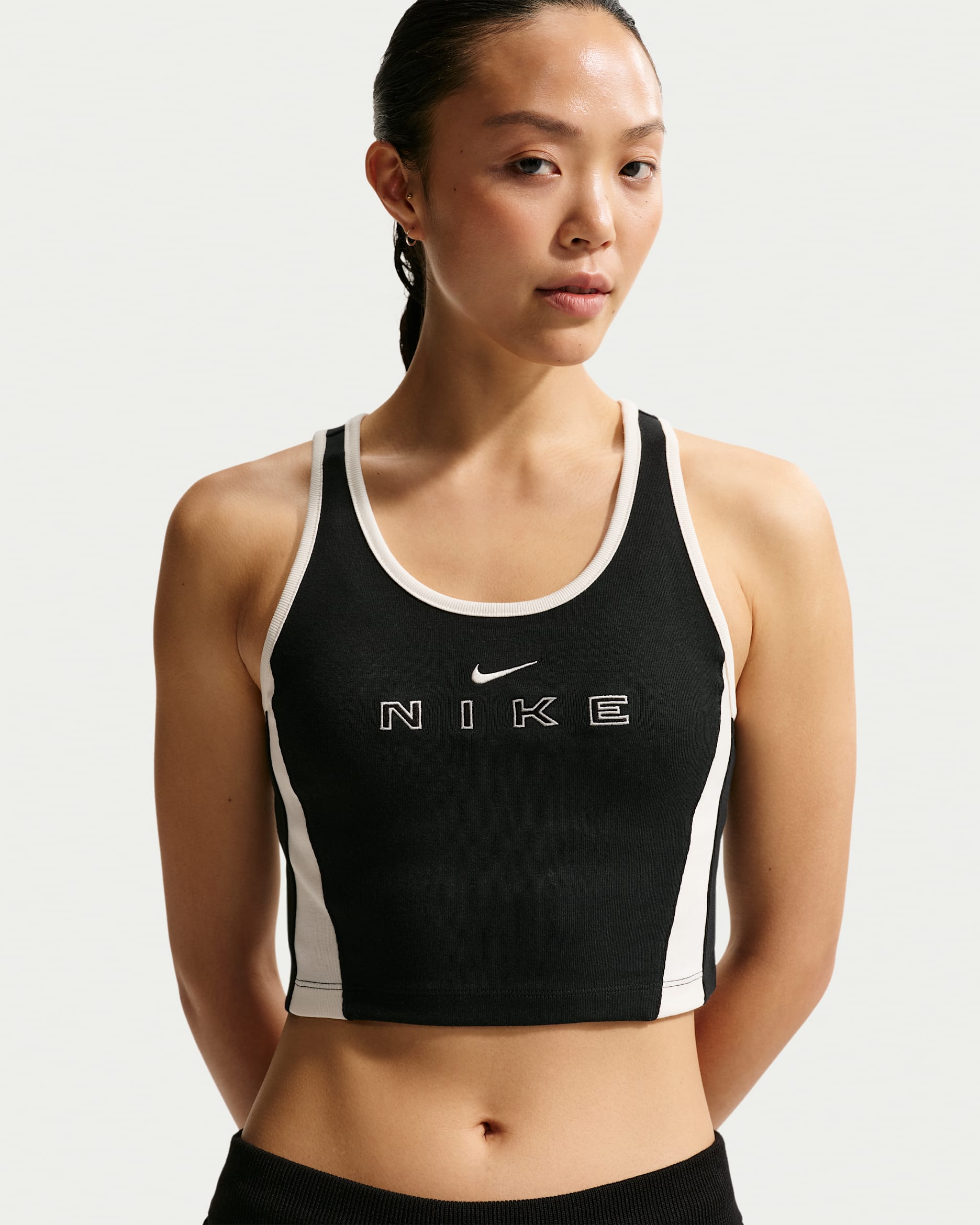 나이키 스포츠웨어 여성 타이트 그래픽 탱크 탑 - 블랙/초크